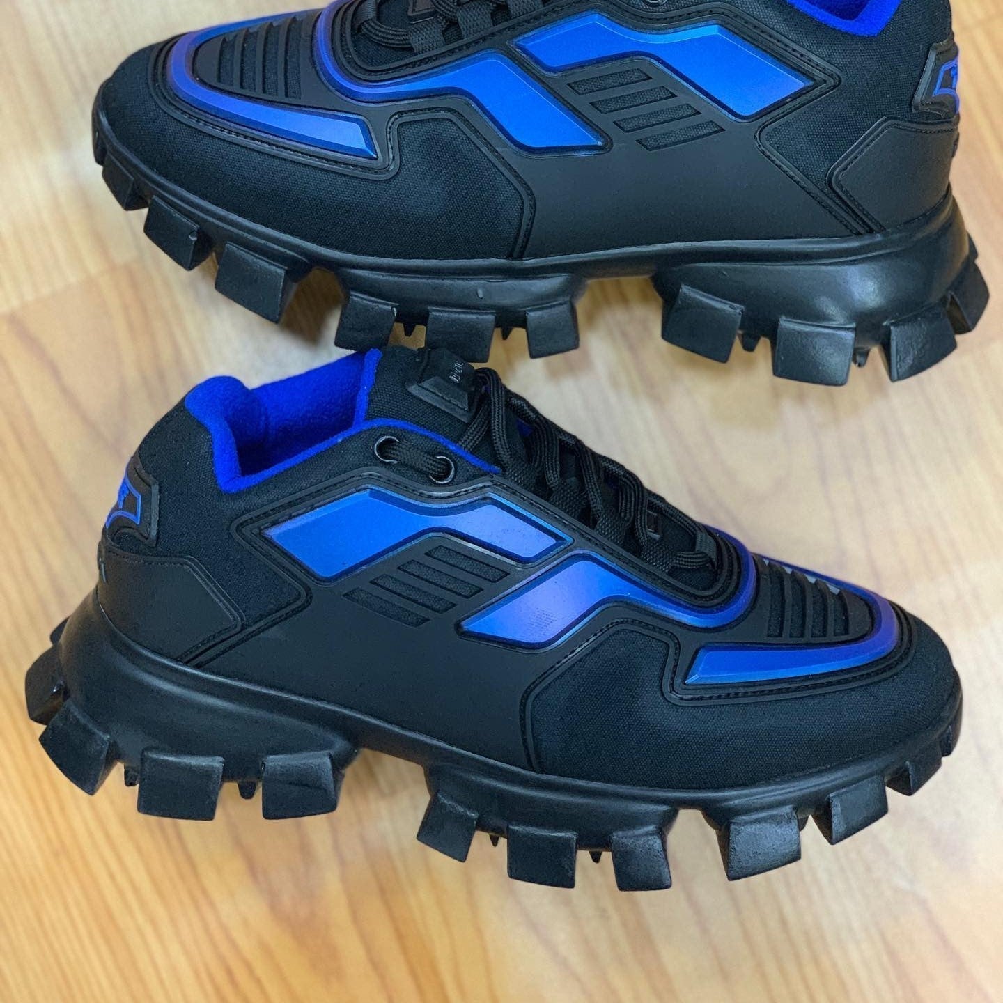 Cloudbust Thunder Low Top Black