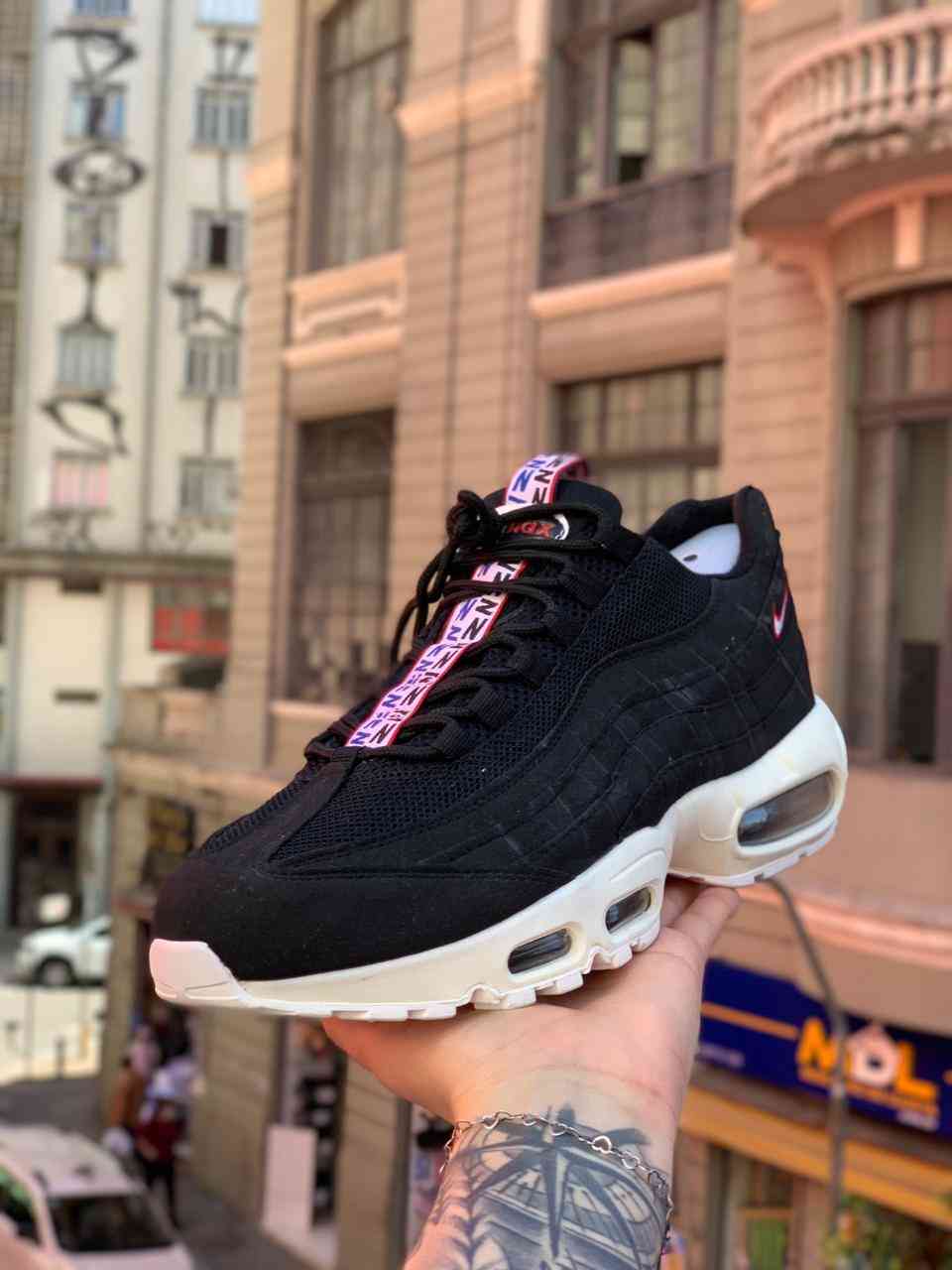 Air Max 95 TT Black Sail Gym Red