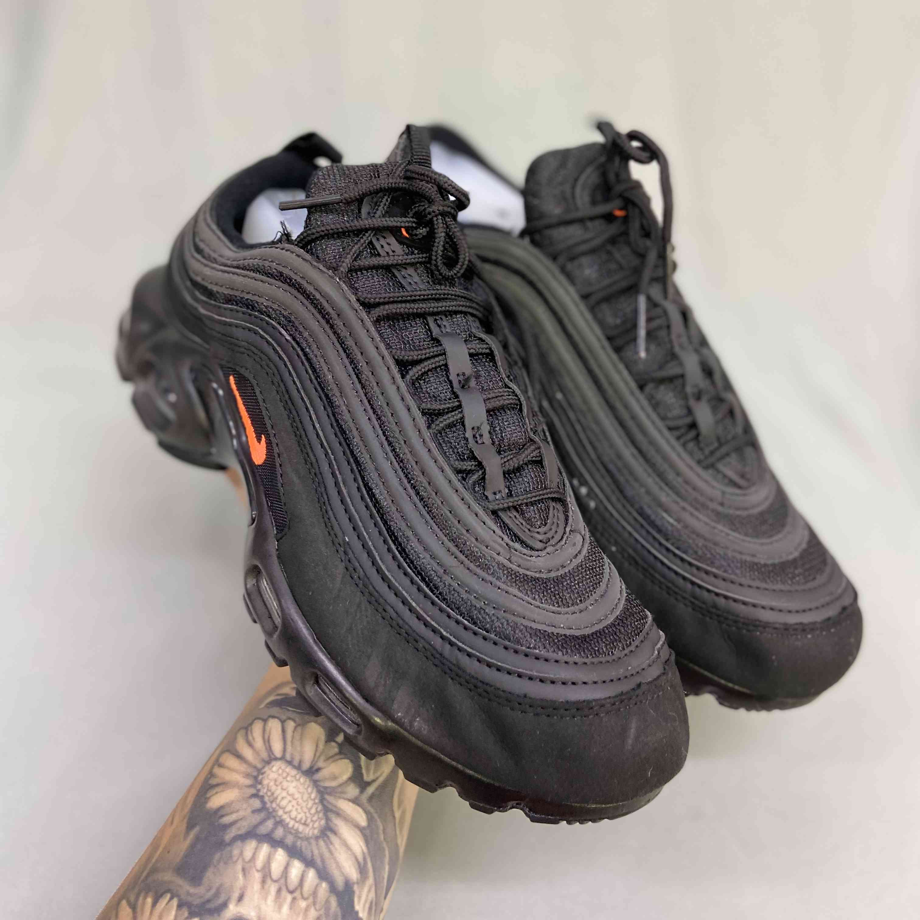 Air Max Plus 97 Black Hyper Crimson