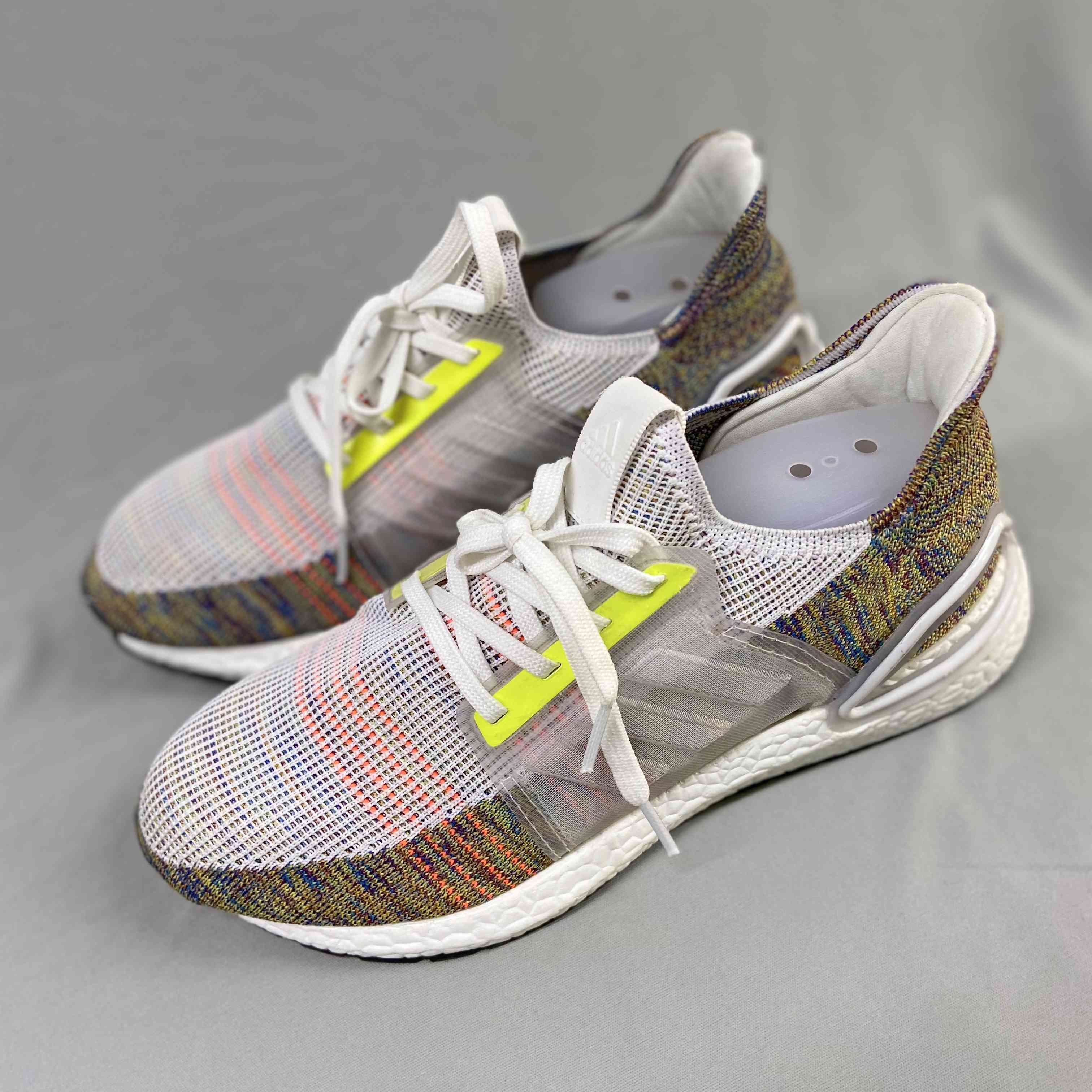 UltraBoost 19 Grey Yellow