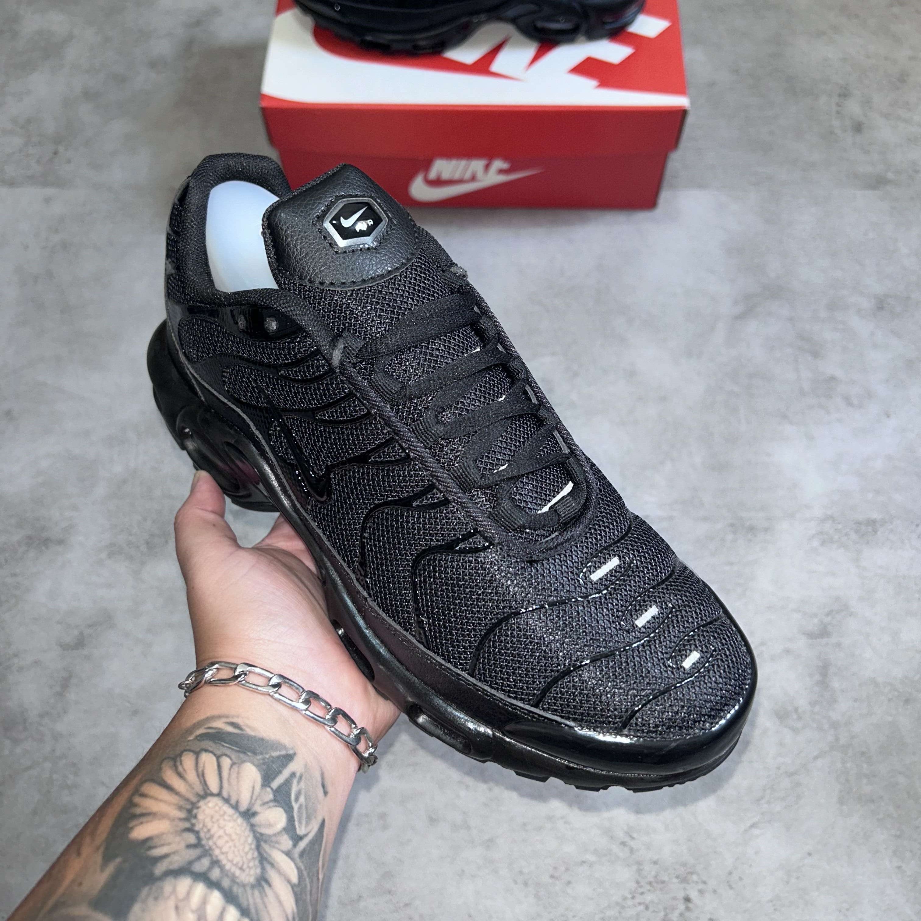 Air Max Plus TN Triple Black