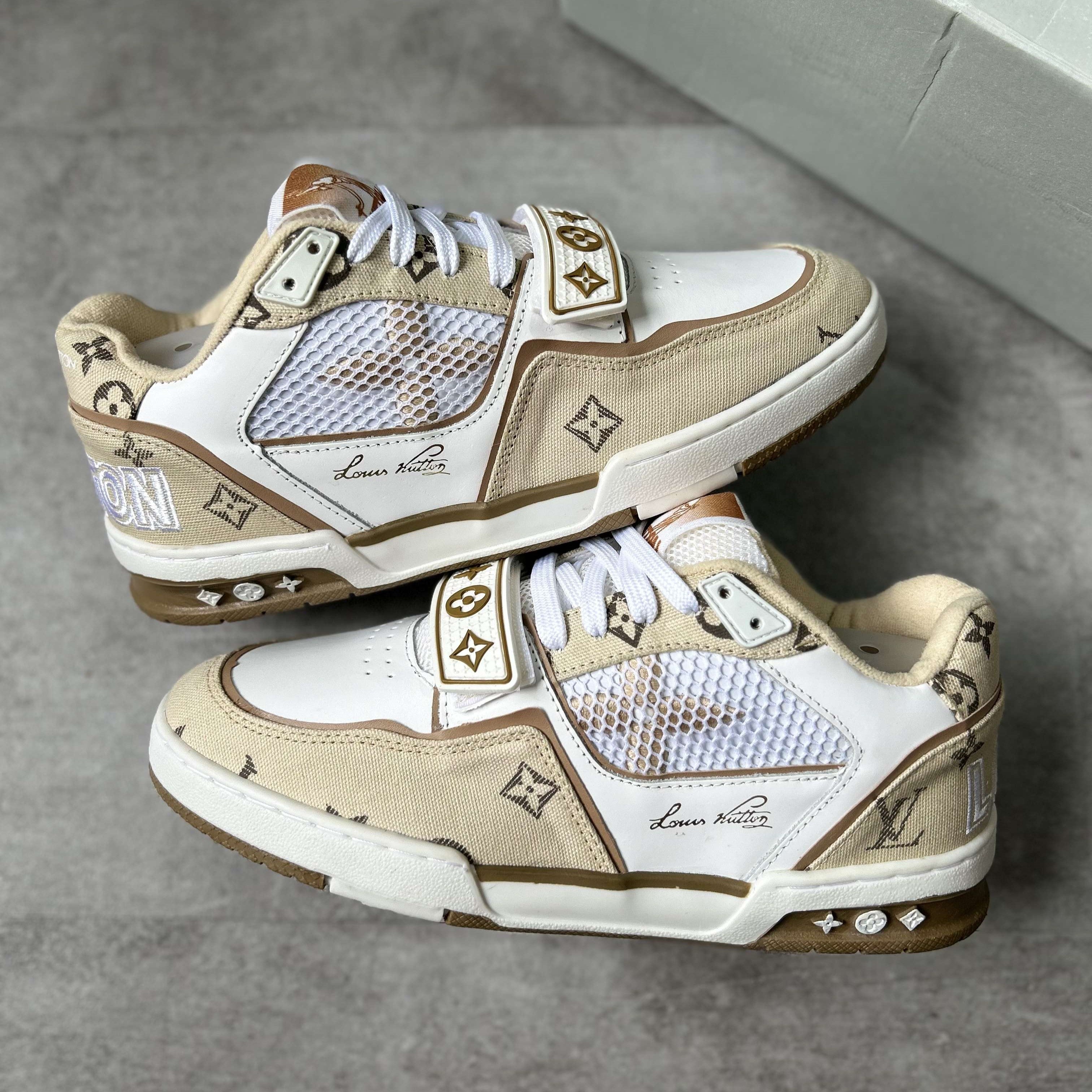 LV Trainer Beige White