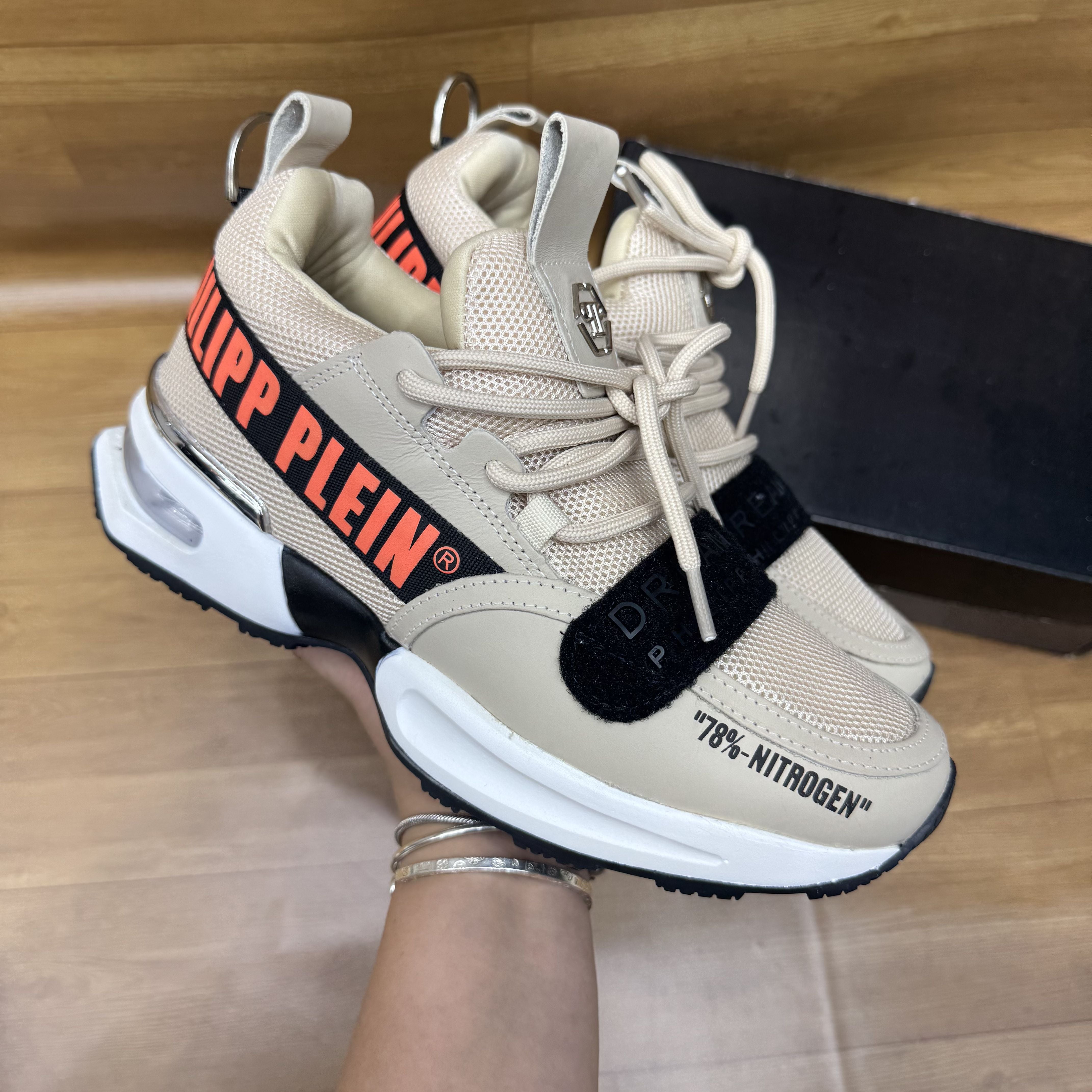 Dream Big 78%-Nitrogen Beige