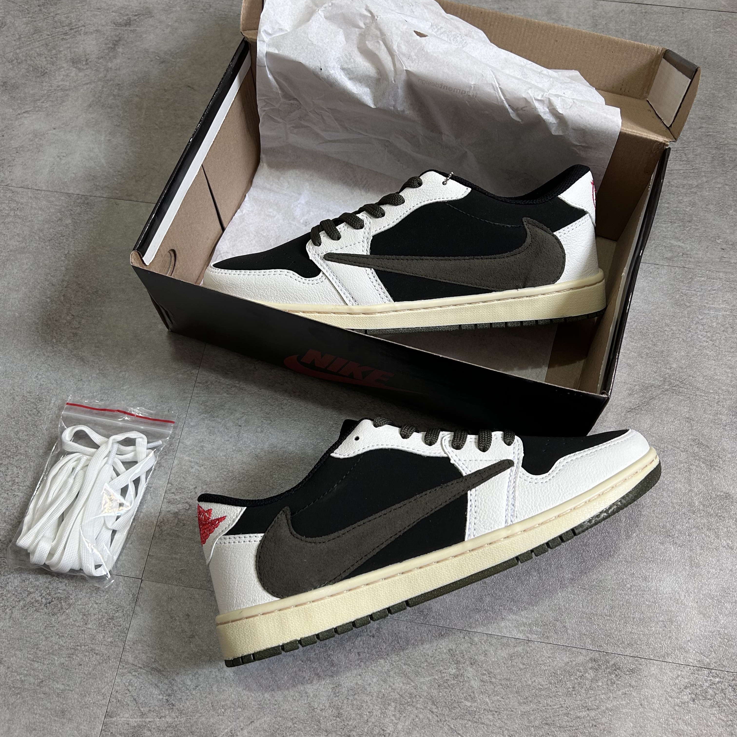 Air Jordan 1 Retro Low OG SP Olive Travis Scott*