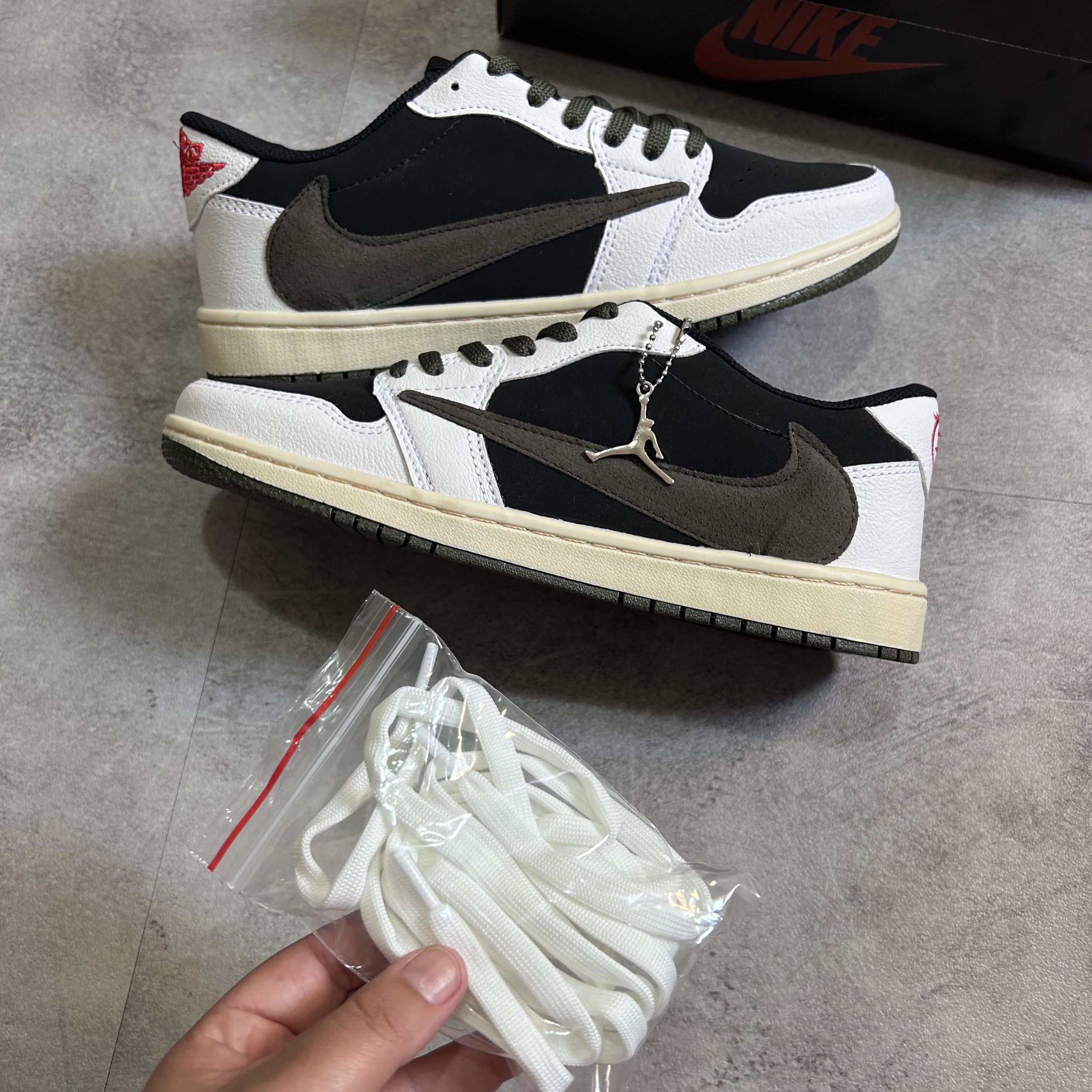 Air Jordan 1 Retro Low OG SP Olive Travis Scott*