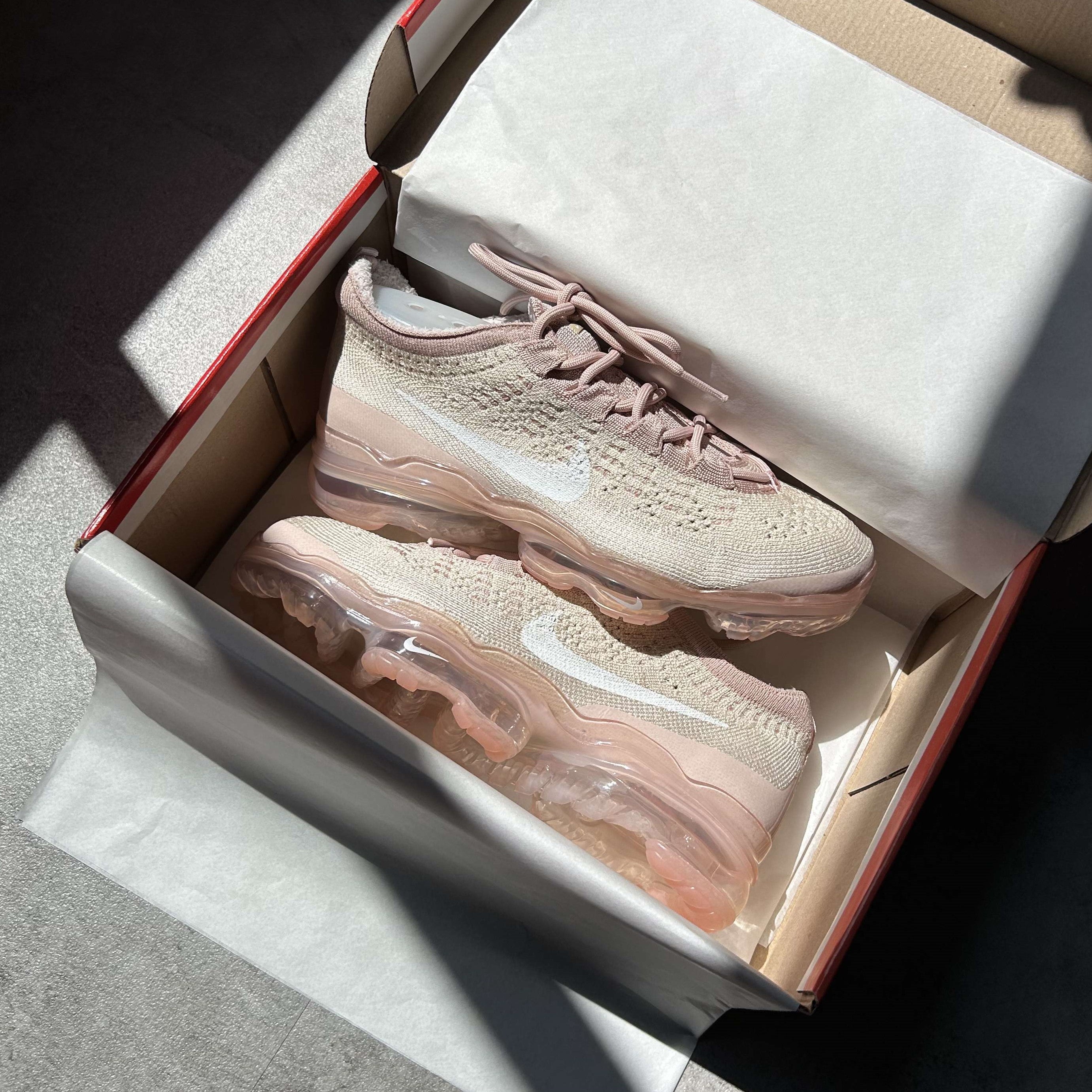 VaporMax 2023 Flyknit Oatmeal