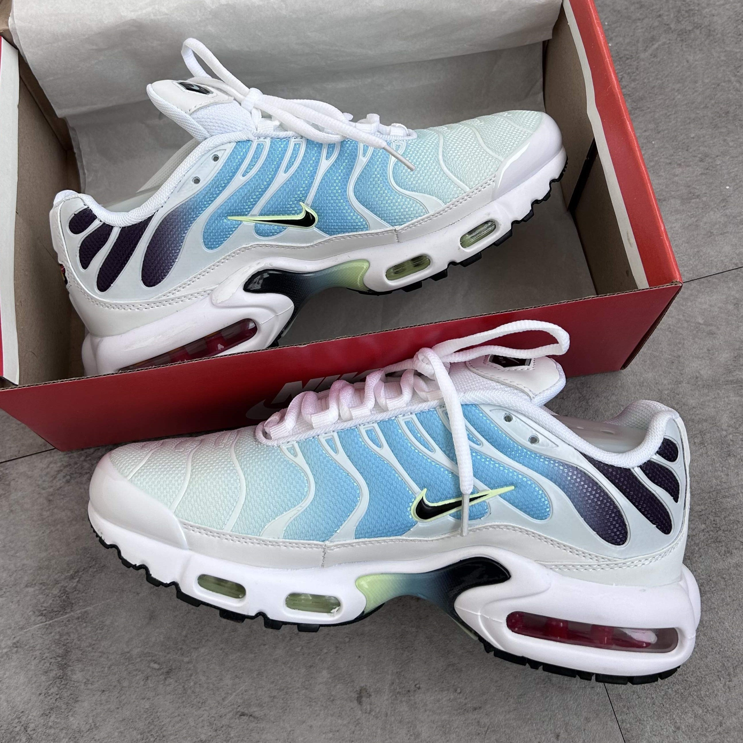 Air Max Plus TN Dusty Cactus Barely Volt