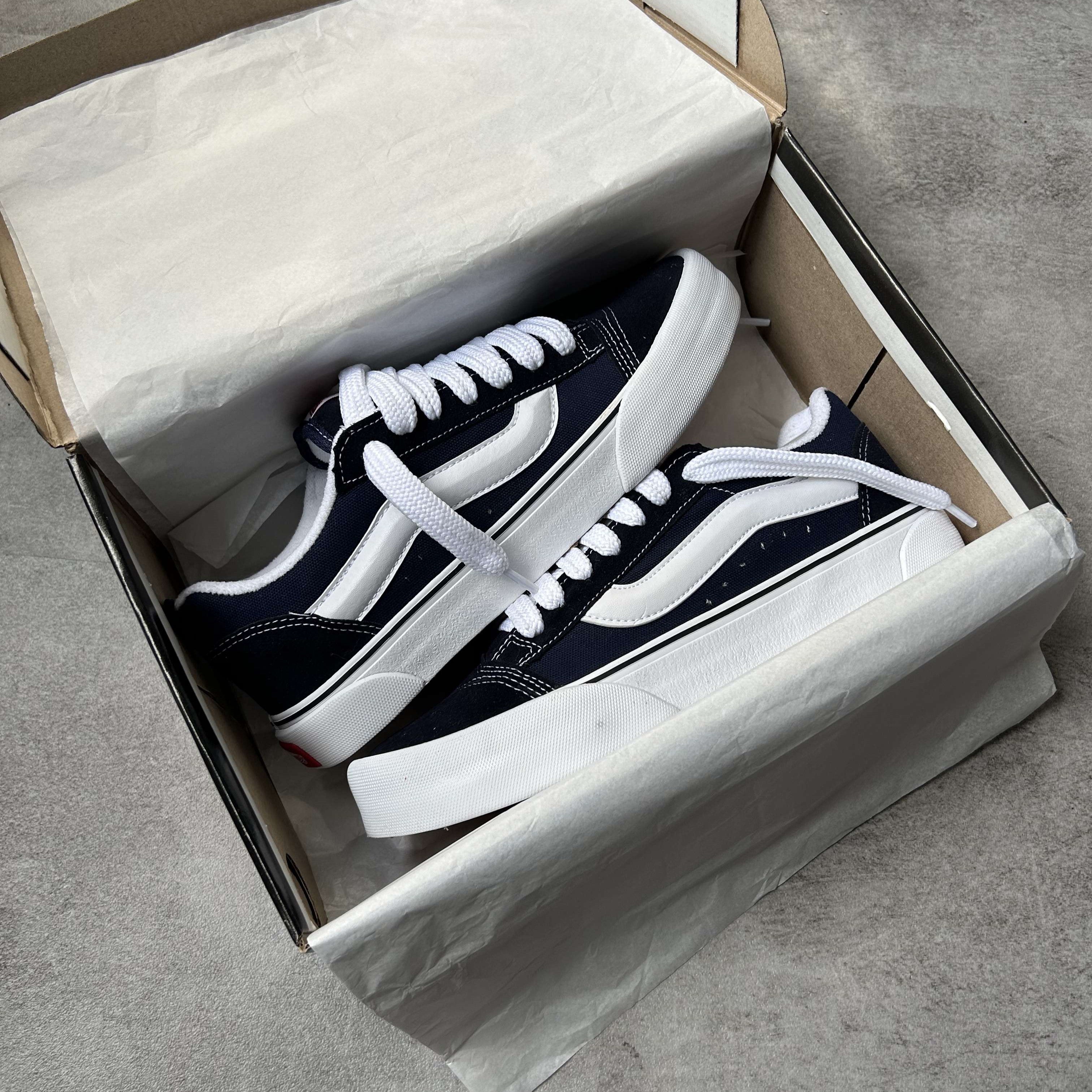 Knu Skool Black Purple