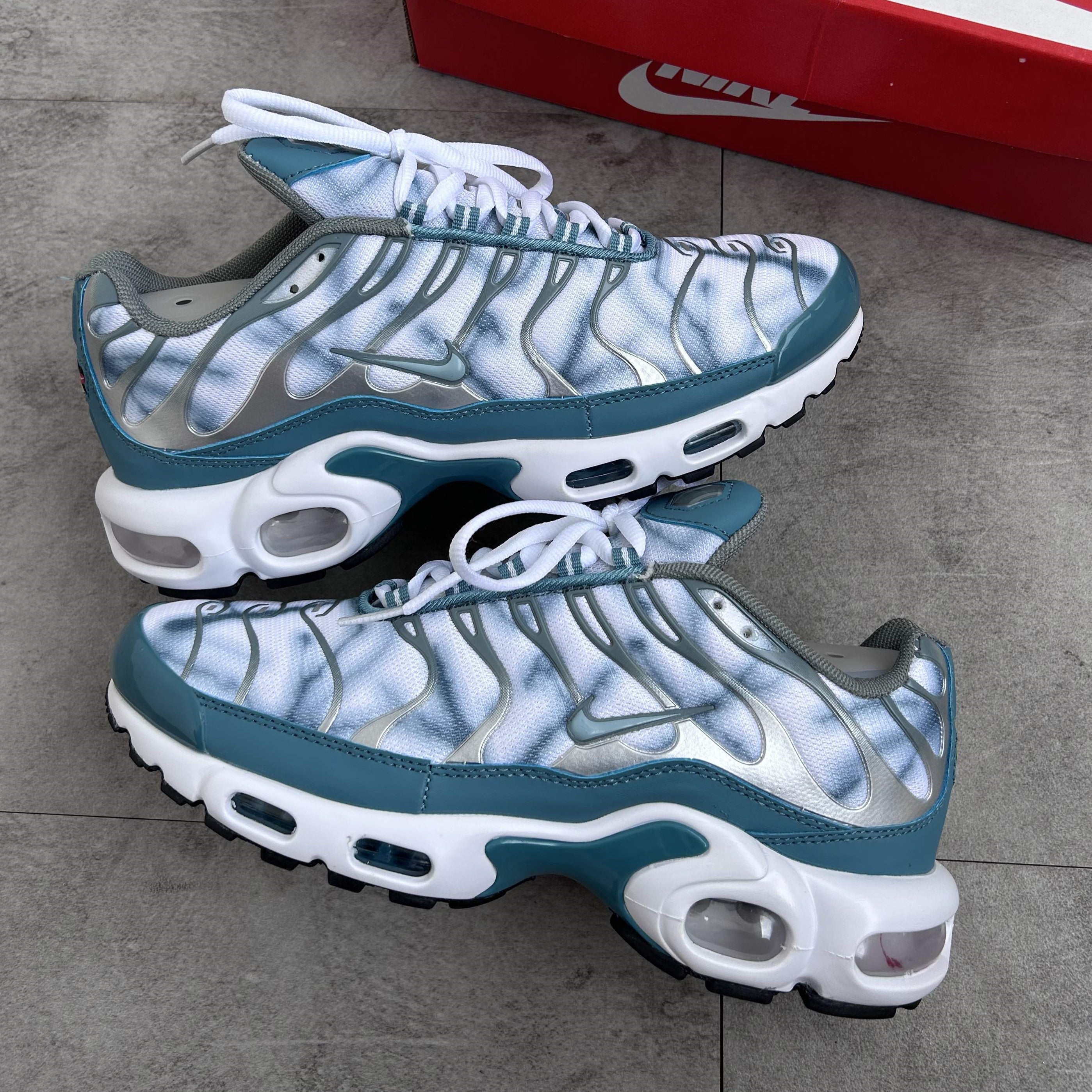 Air Max Plus TN Palm Pack Green