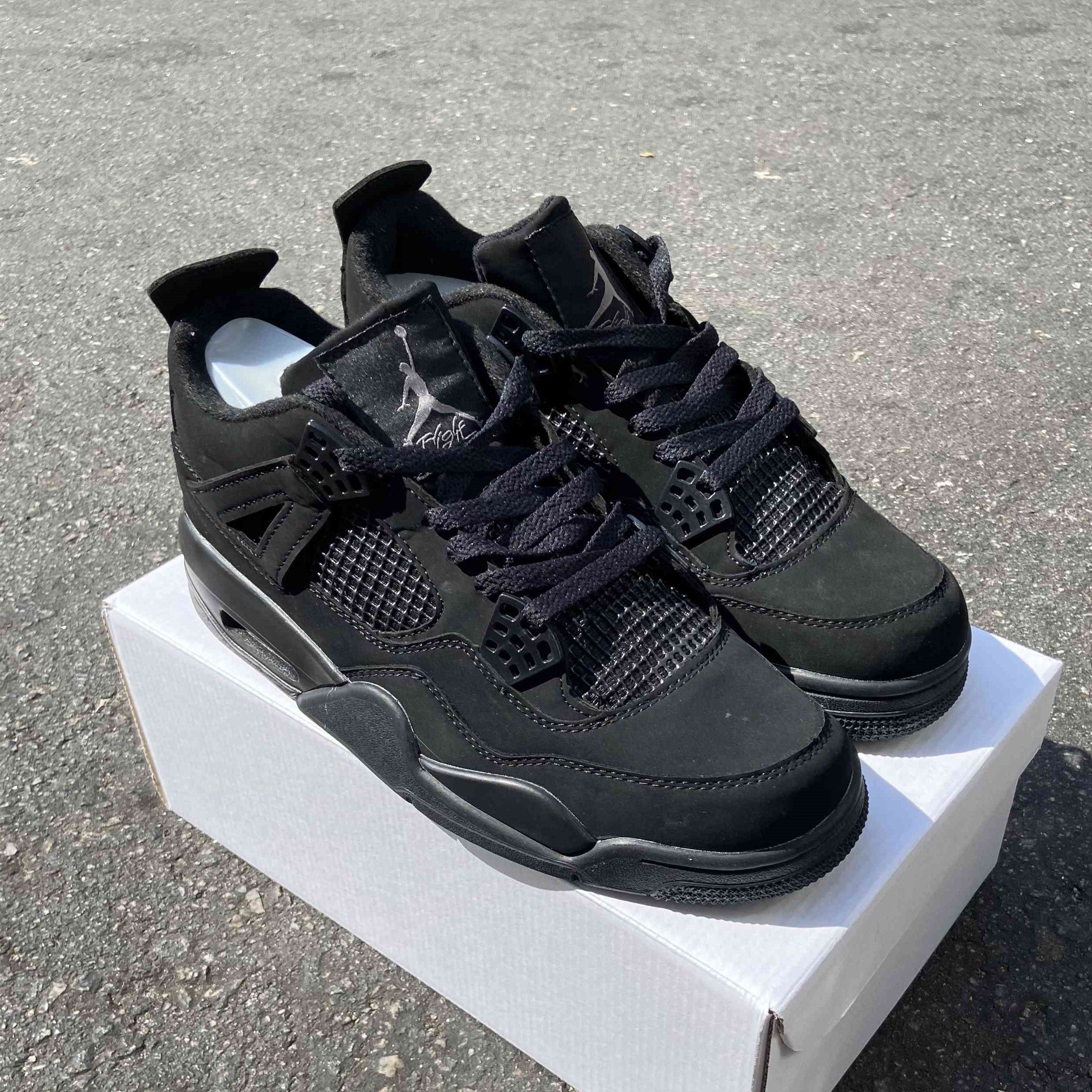 Air Jordan 4 Retro Black Cat