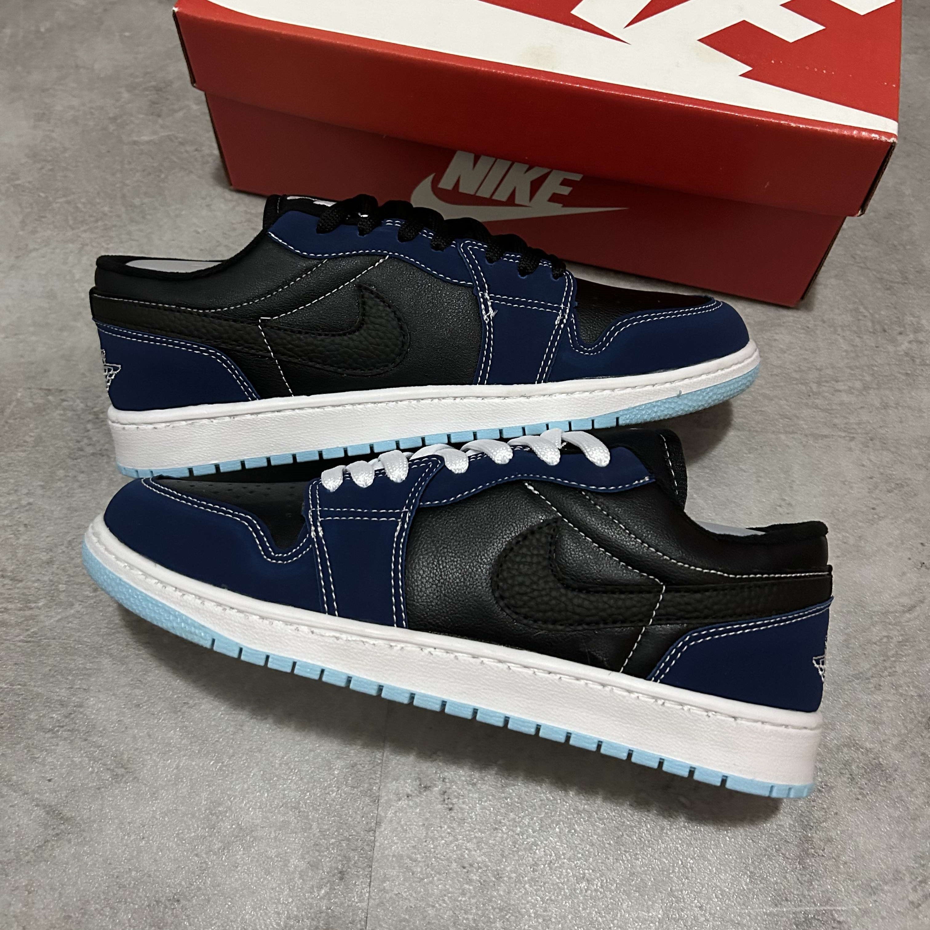 Air Jordan 1 Low SE Black Dark Obsidian *