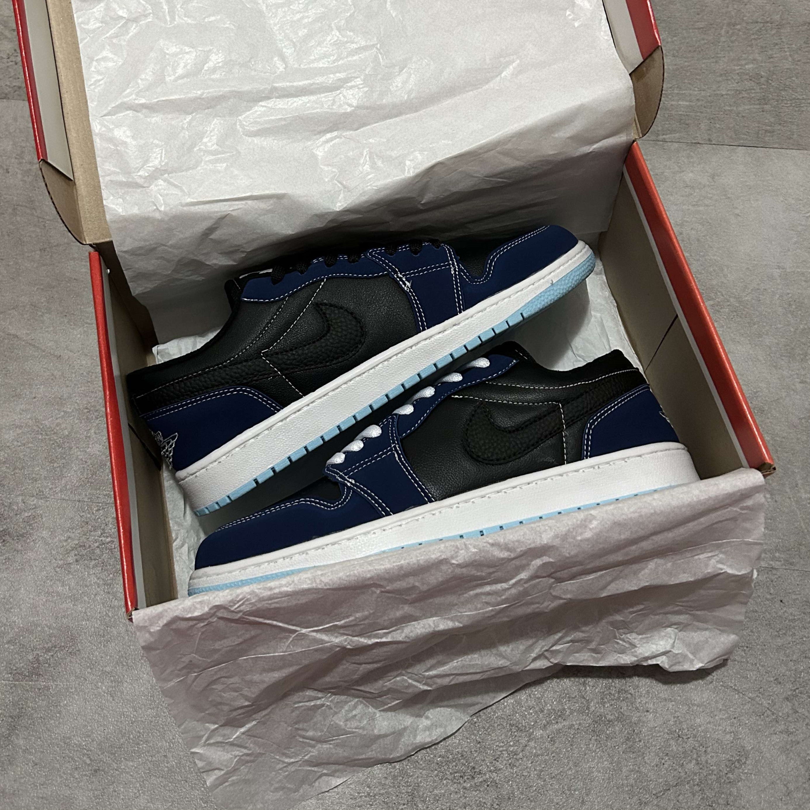 Air Jordan 1 Low SE Black Dark Obsidian *