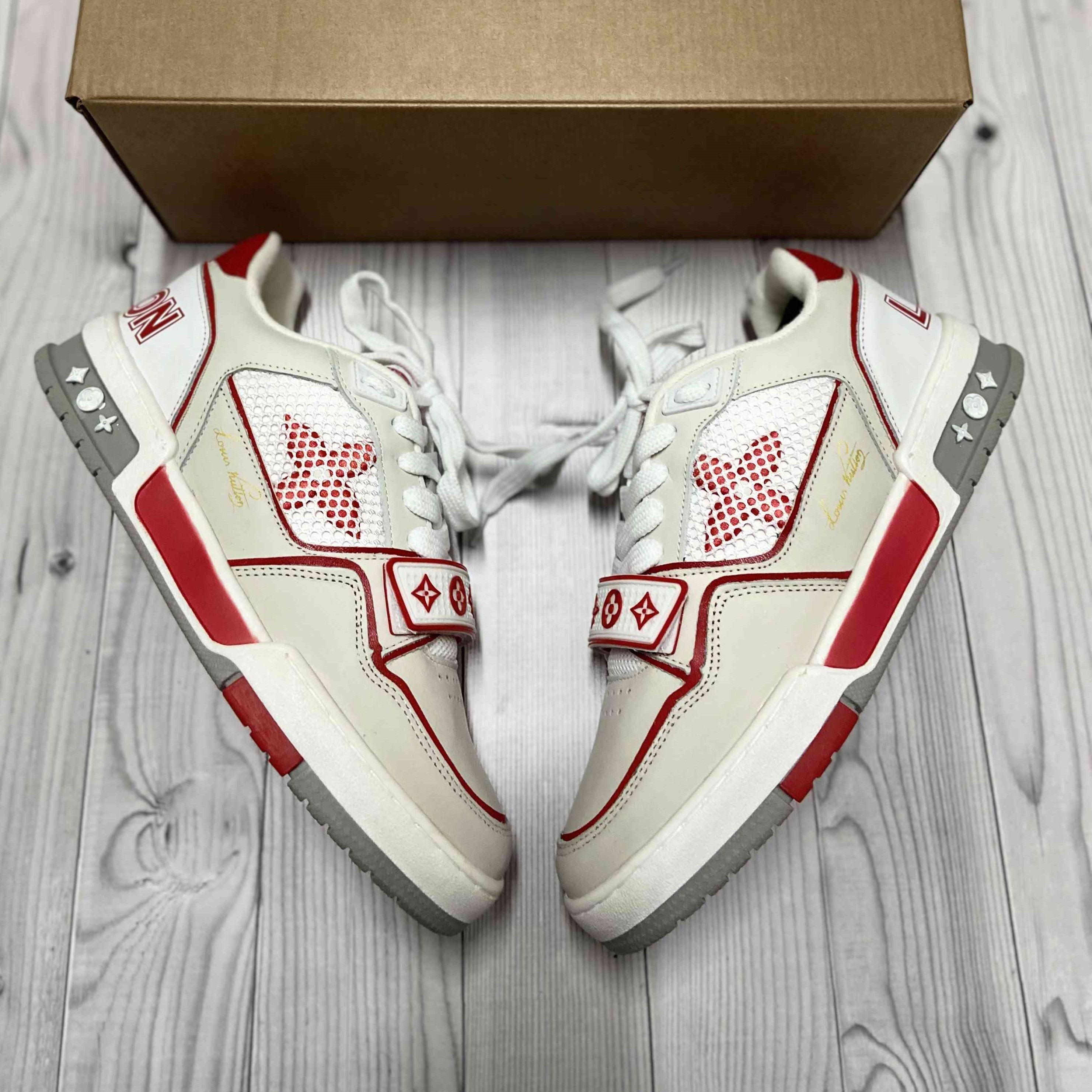 LV Trainer Red Mesh
