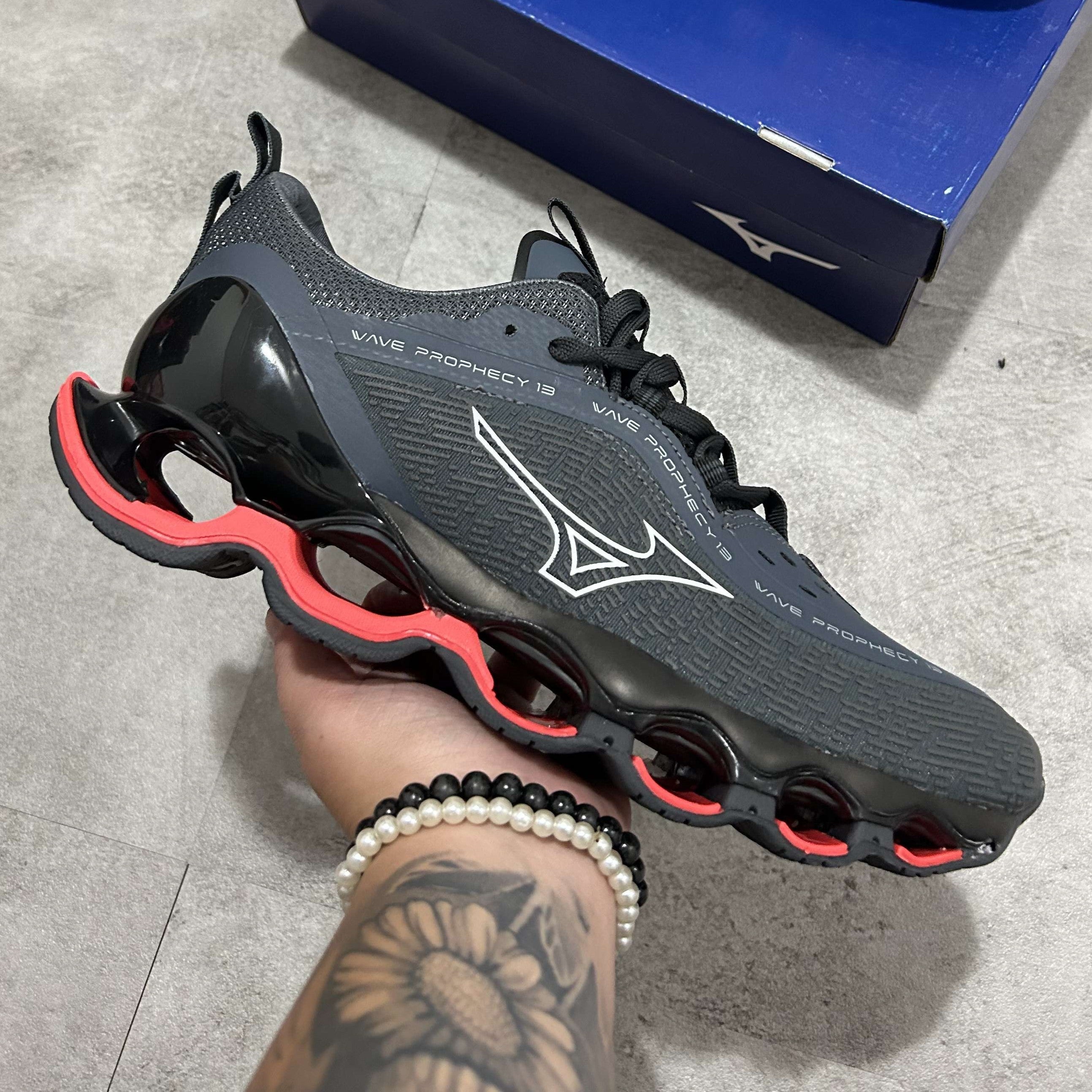 Wave Prophecy 13 Grey Red