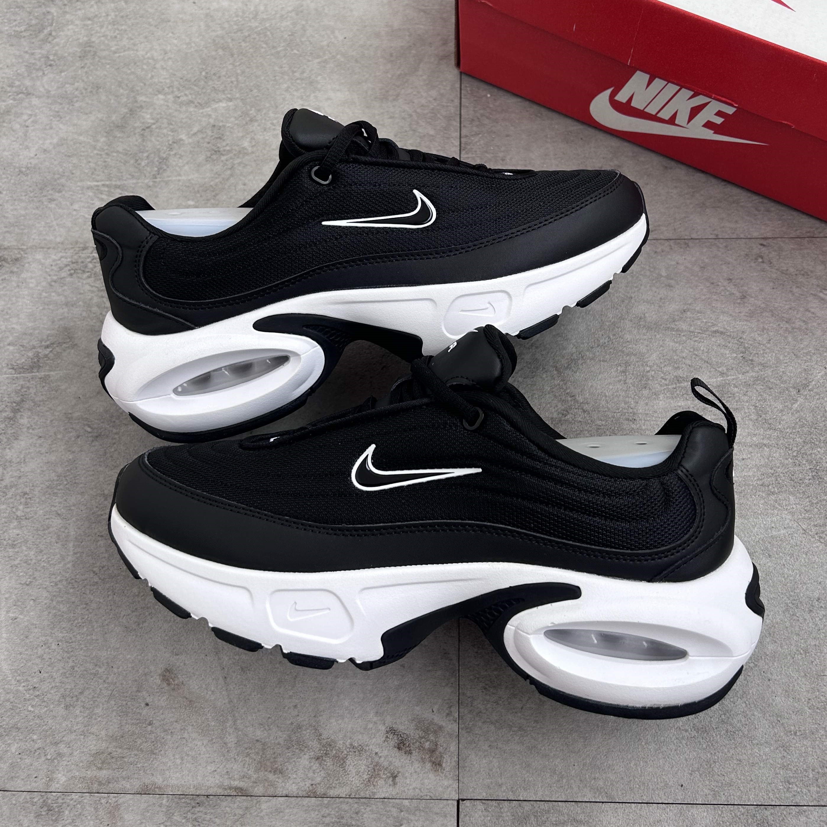 Air Max Portal Black White