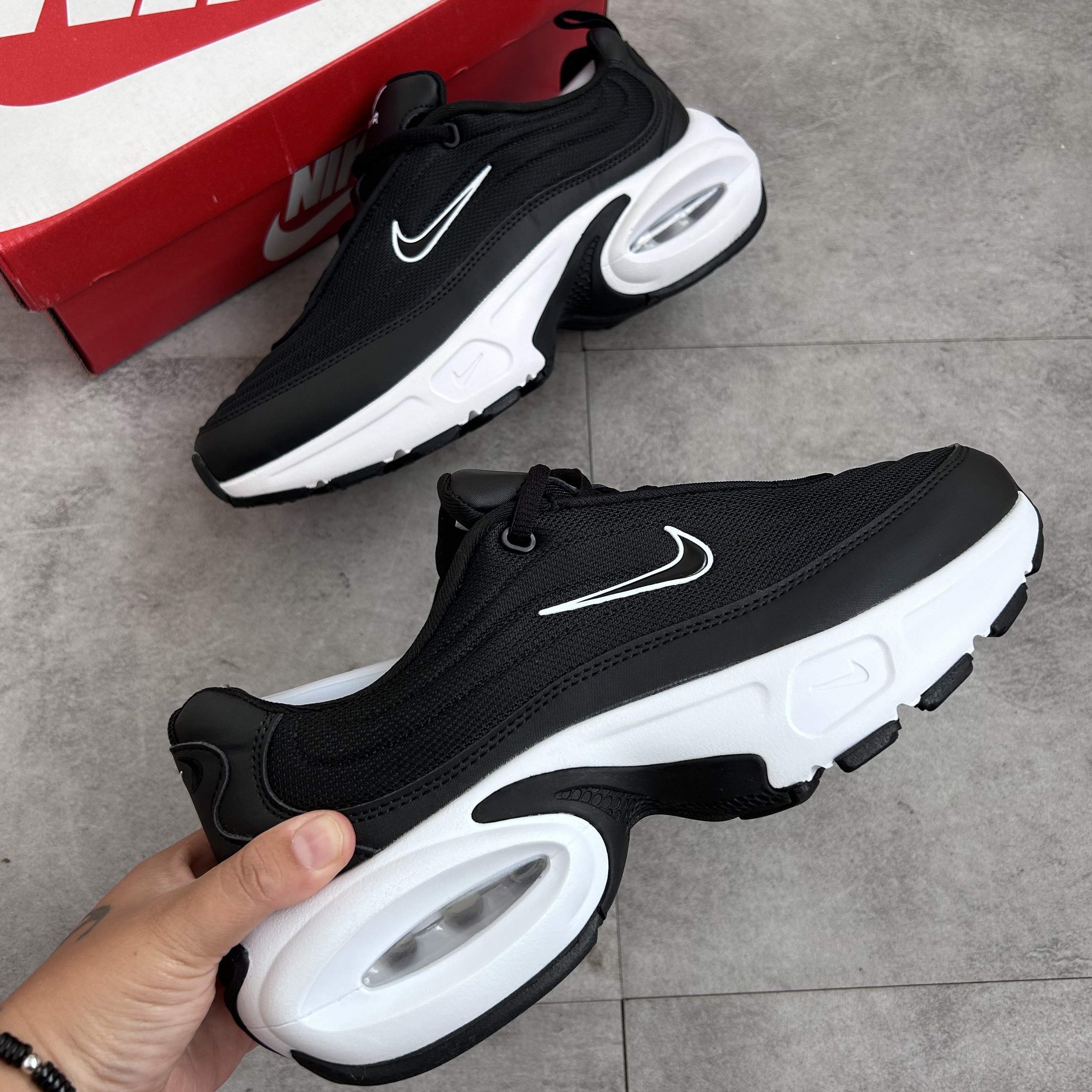 Air Max Portal Black White