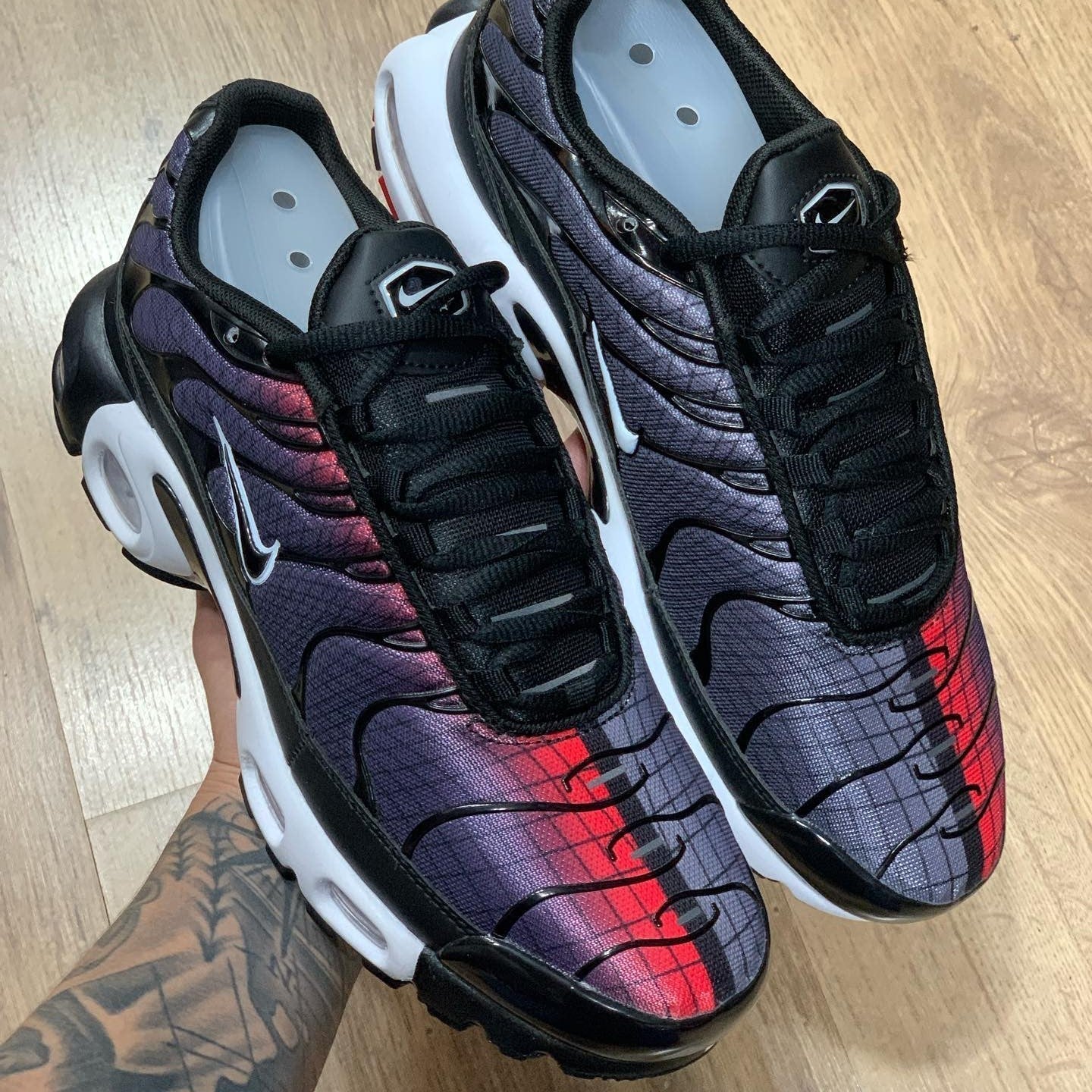Air Max Plus TN Graffiti Wine
