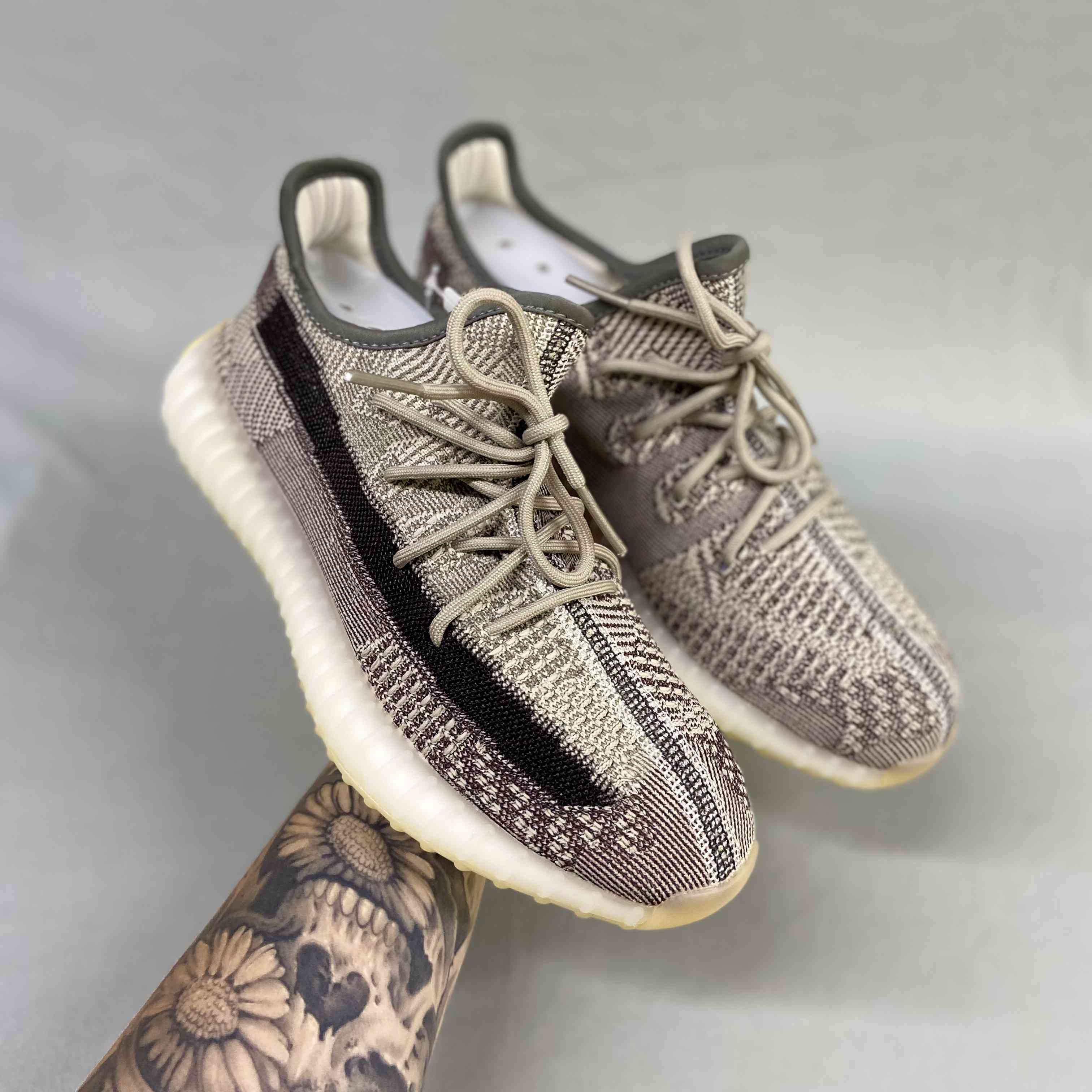 Yeezy Boost 350 v2 Zyon