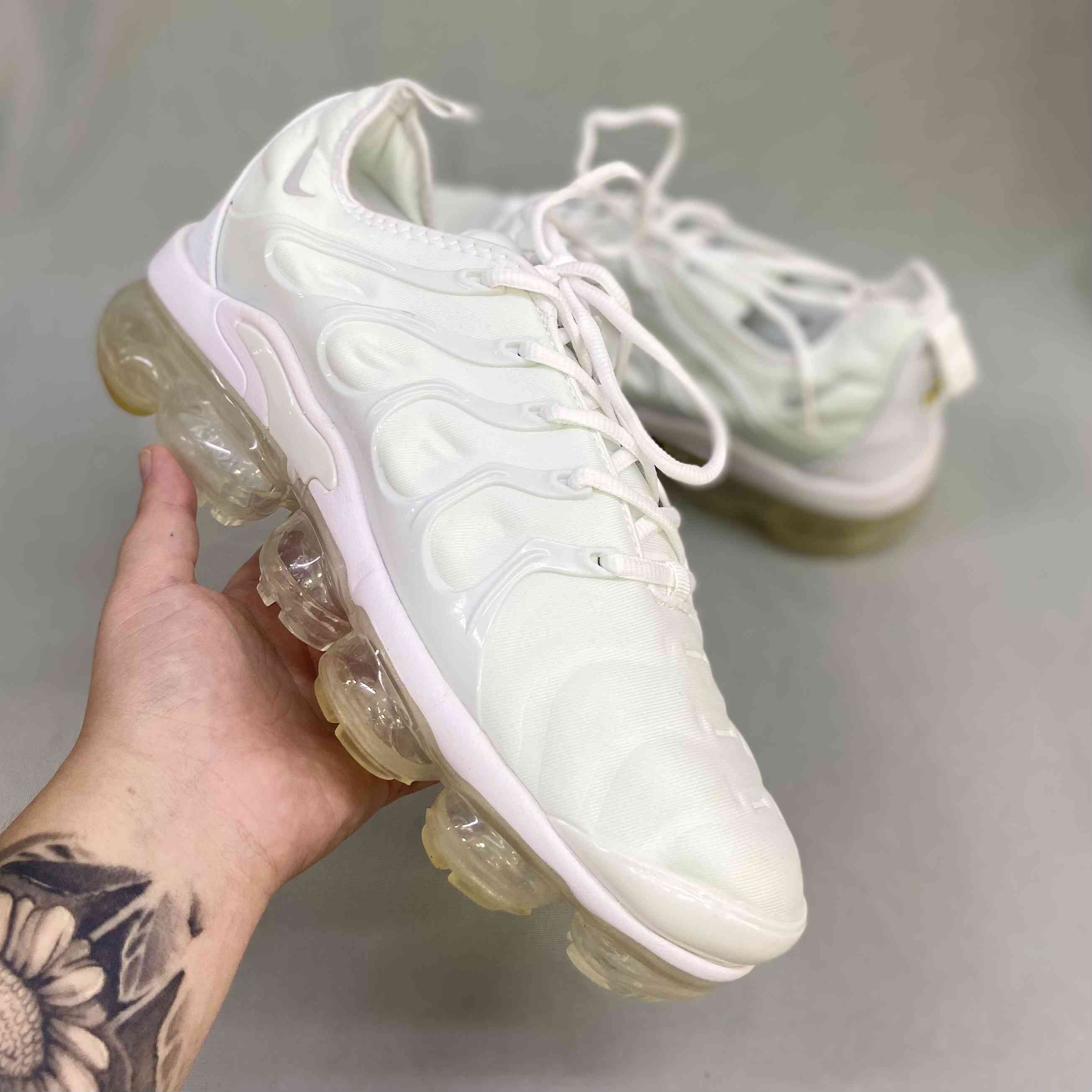 VaporMax Plus White Platinum