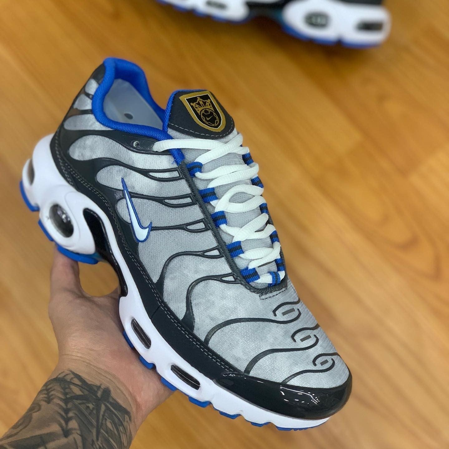 Air Max Plus TN Social FC