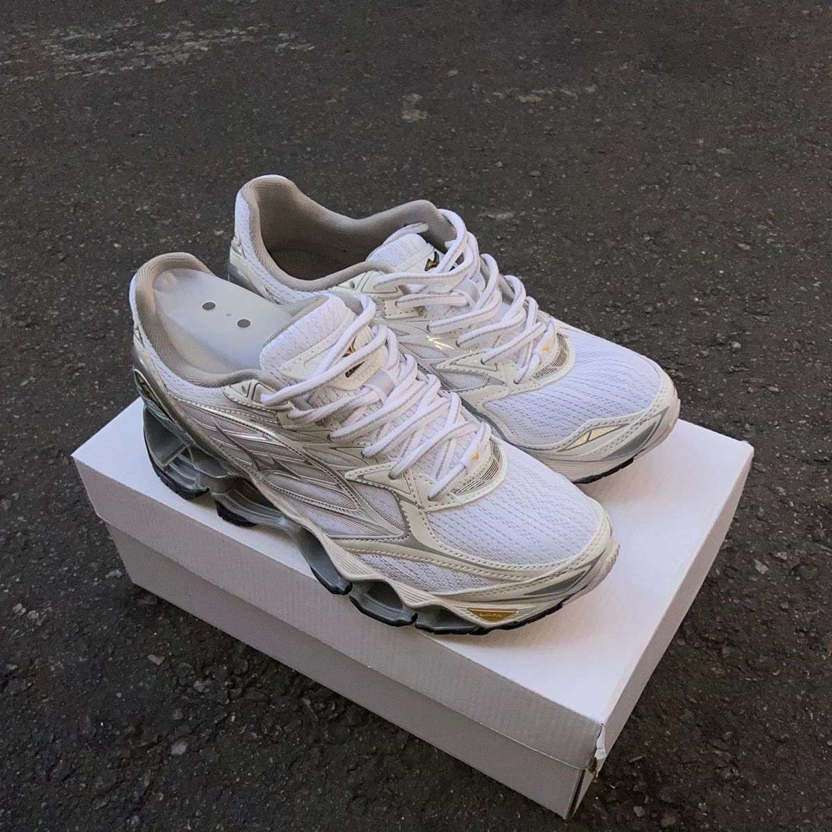 Wave Prophecy 6 White Grey