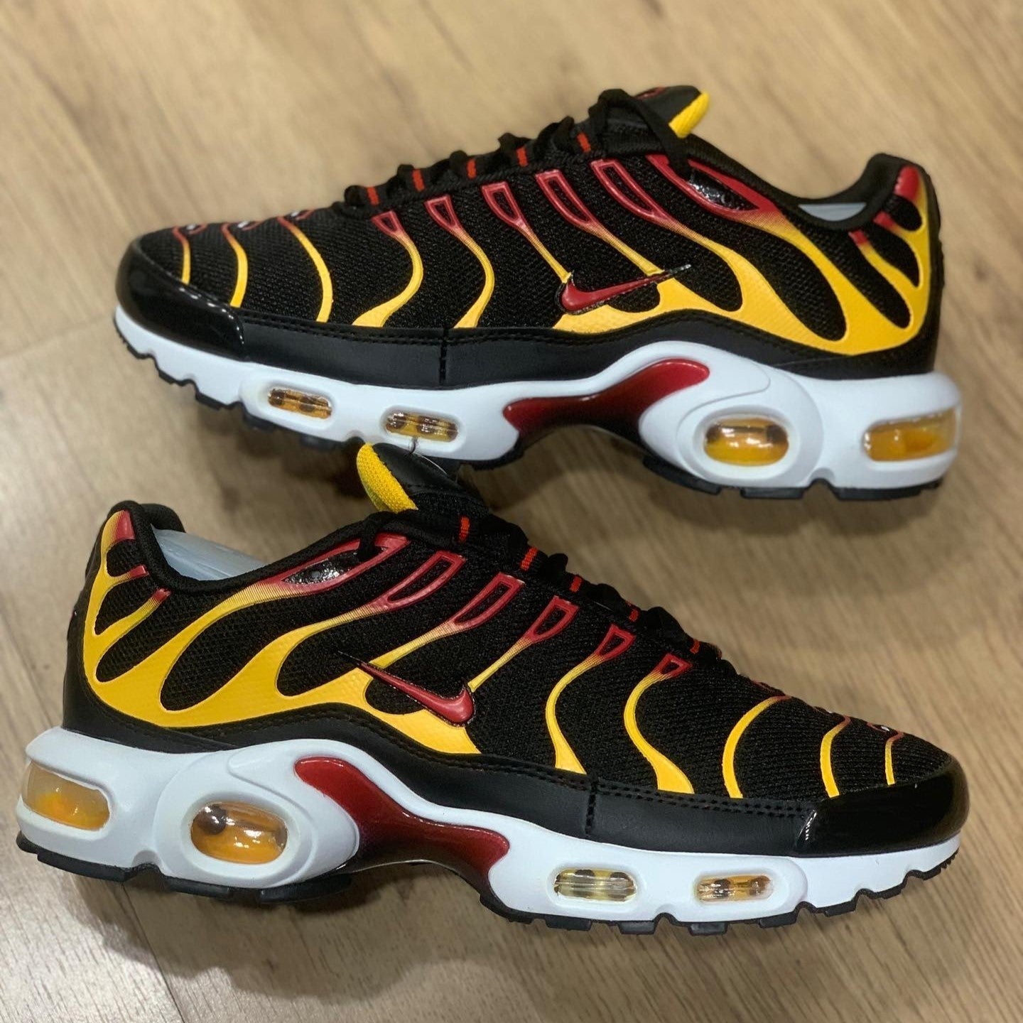 Air Max Plus TN Reverse Sunset