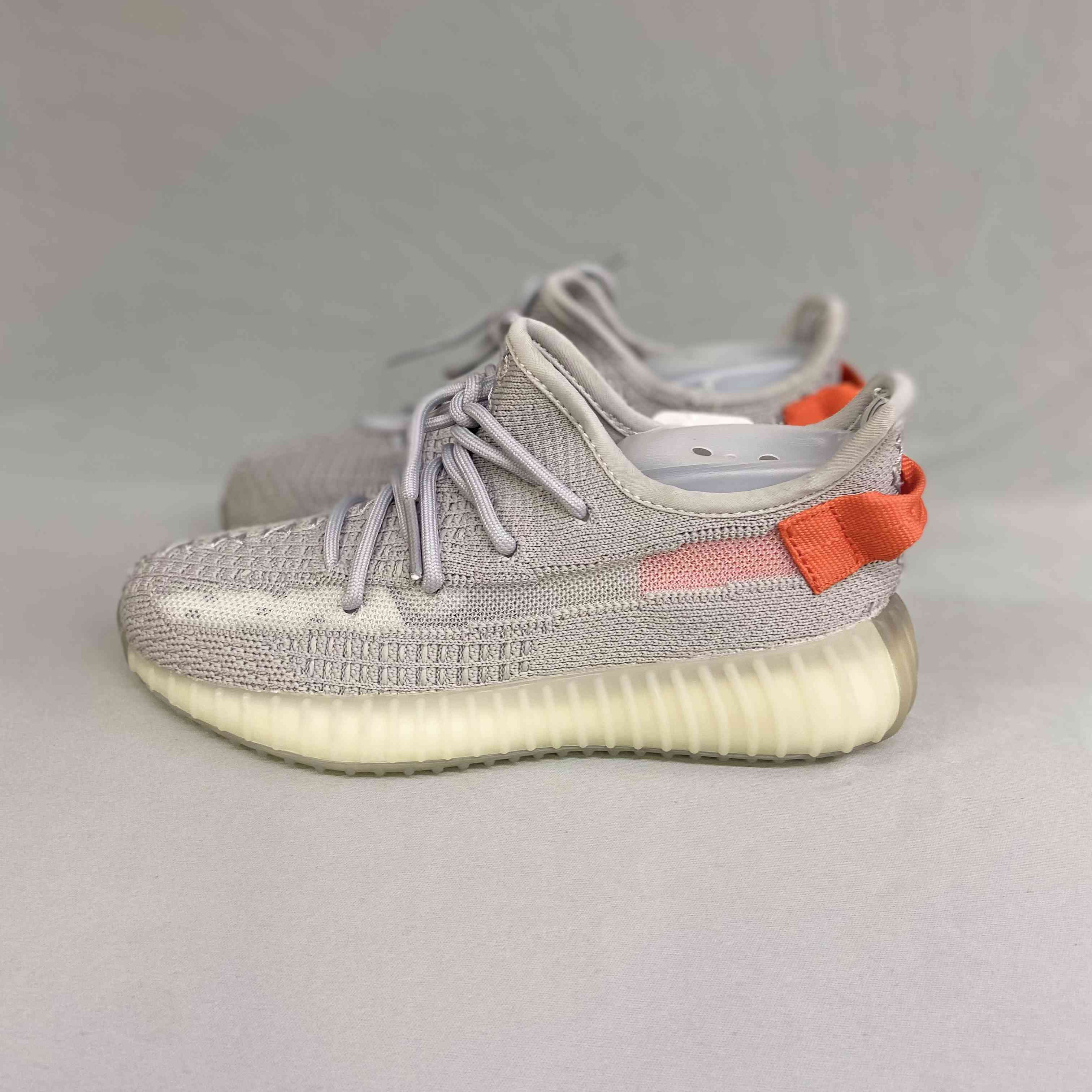 Yeezy Boost 350 v2 Tail Light