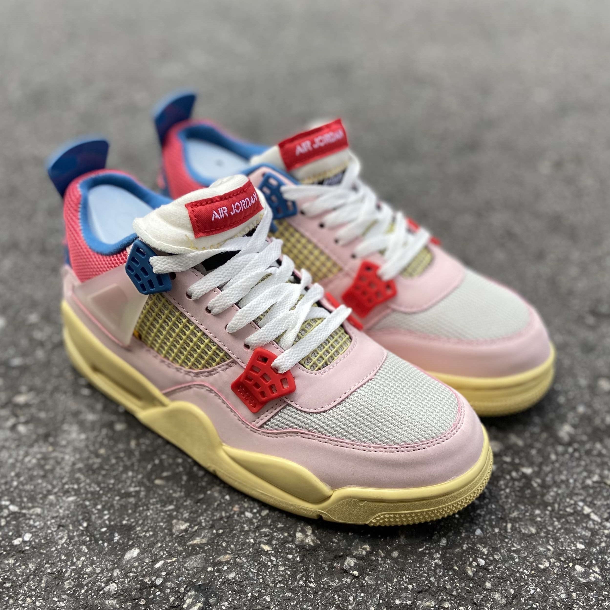 Air Jordan 4 Retro Guava Ice