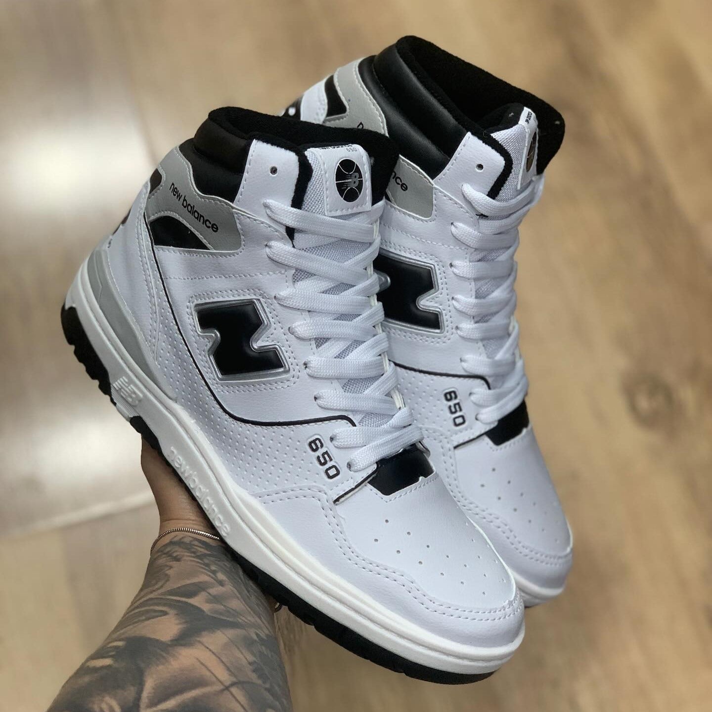 New Balance 650 R White Black