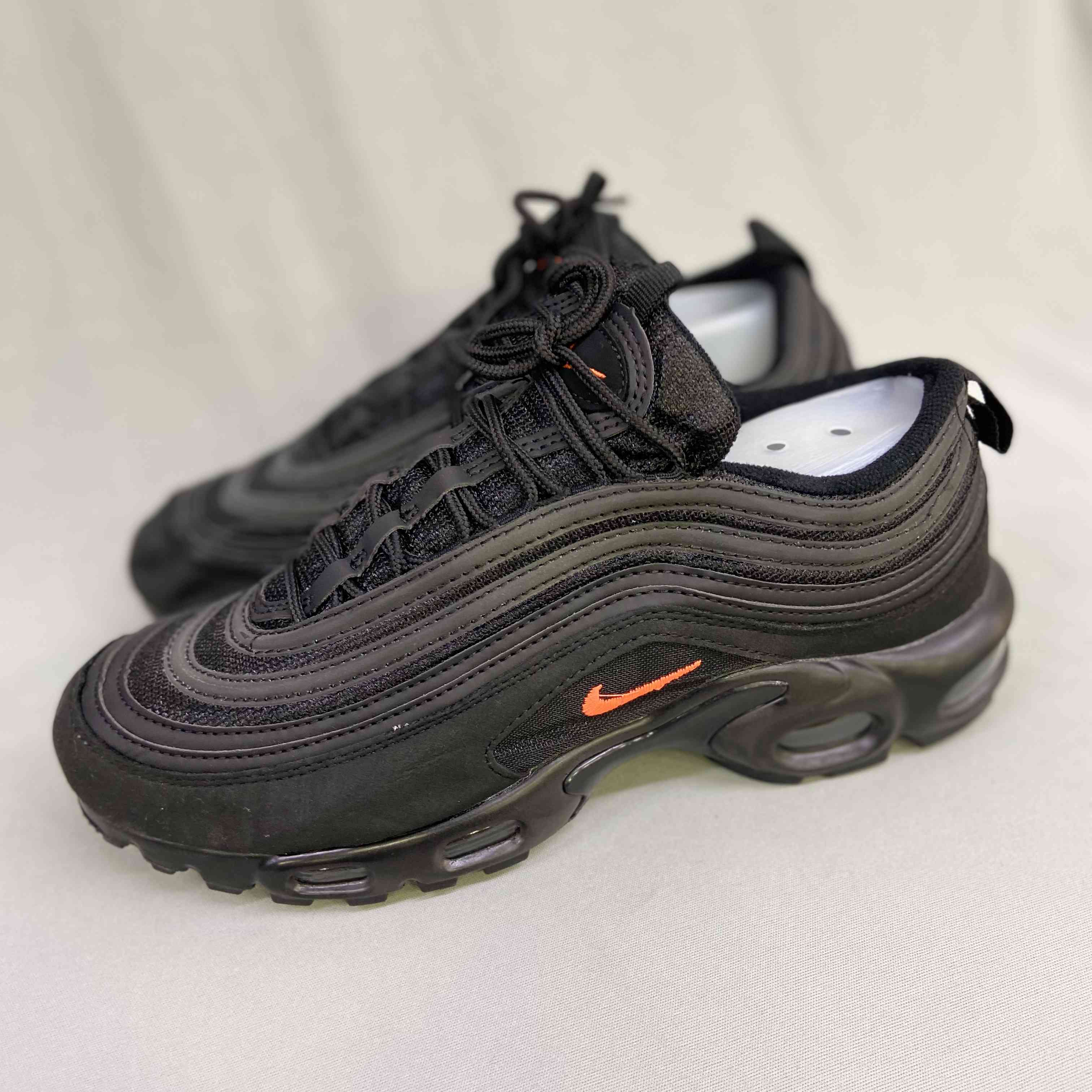 Air Max Plus 97 Black Hyper Crimson