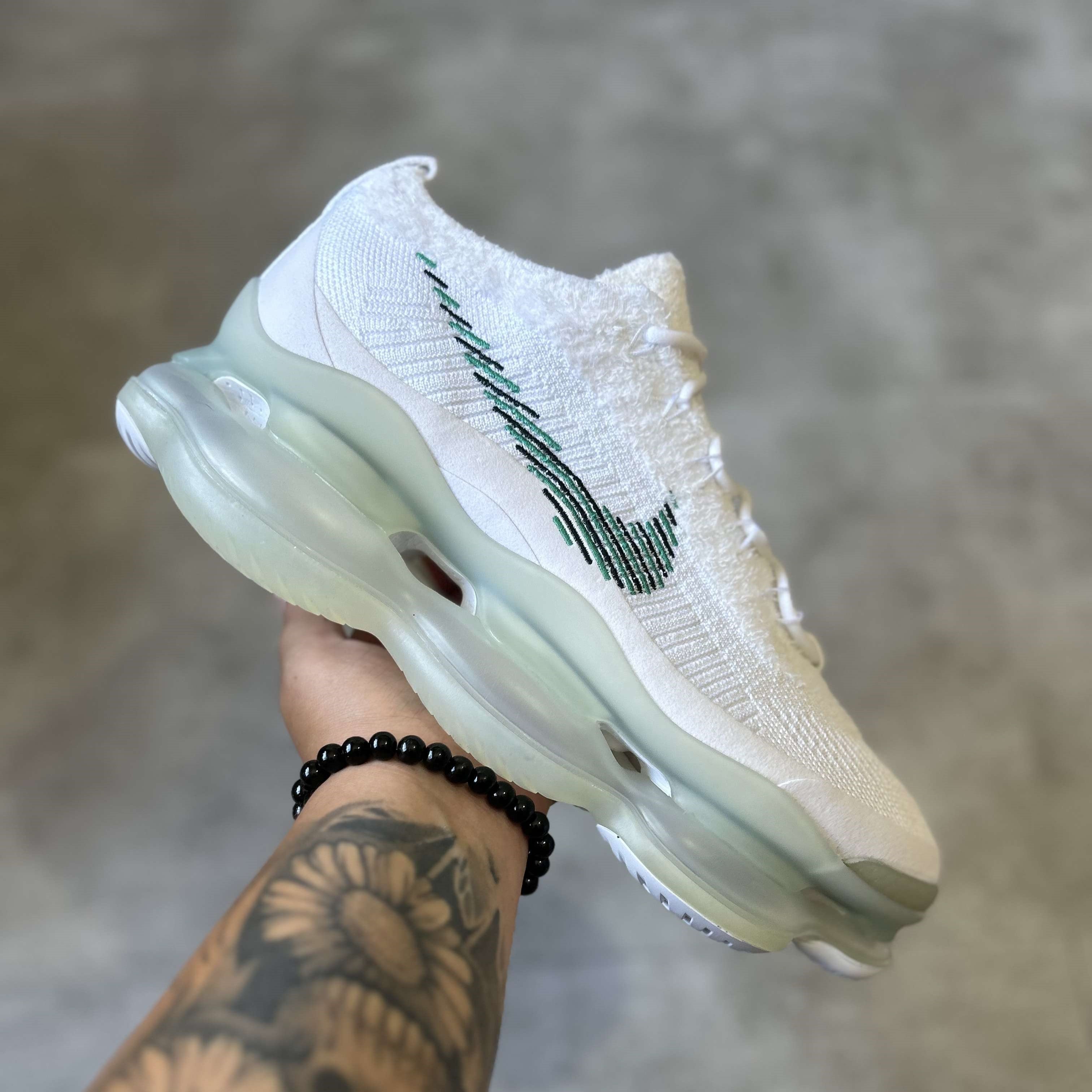 Air Max Scorpion Flyknit White Clear Emerald