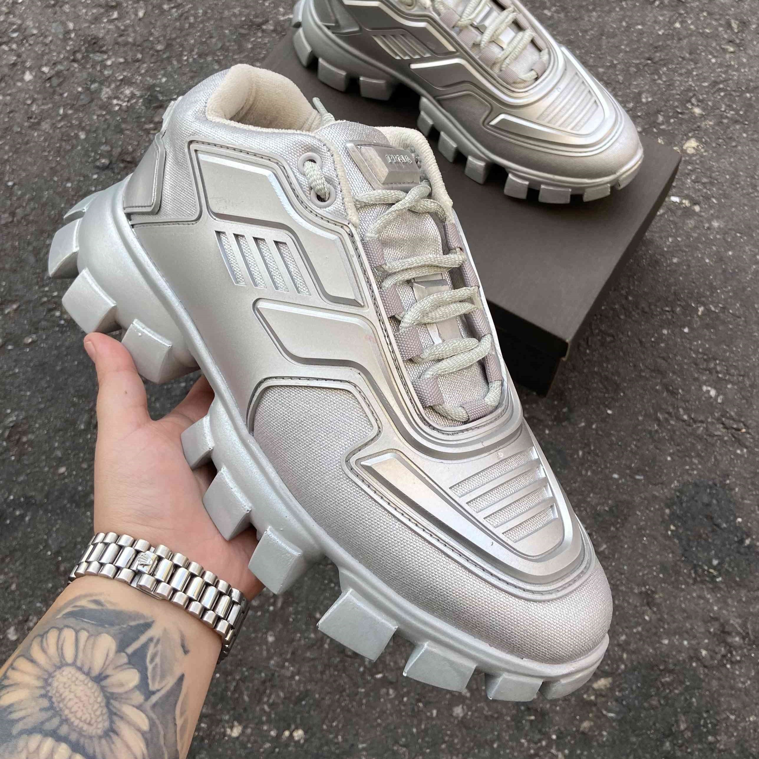 Cloudbust Thunder Technical Fabric Silver