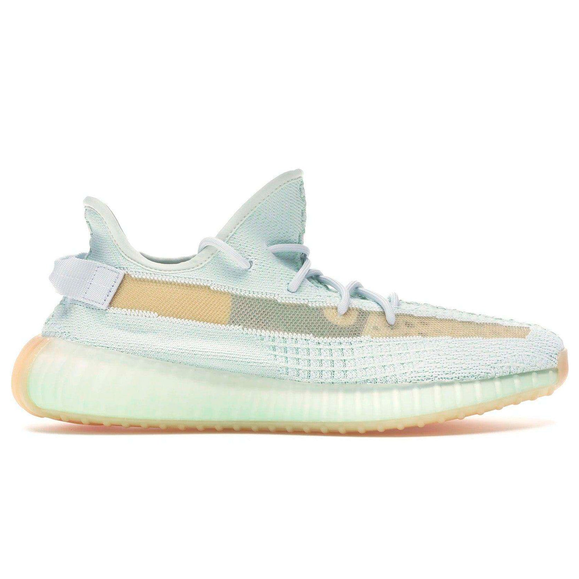 Yeezy Boost 350 v2 Hyperspace