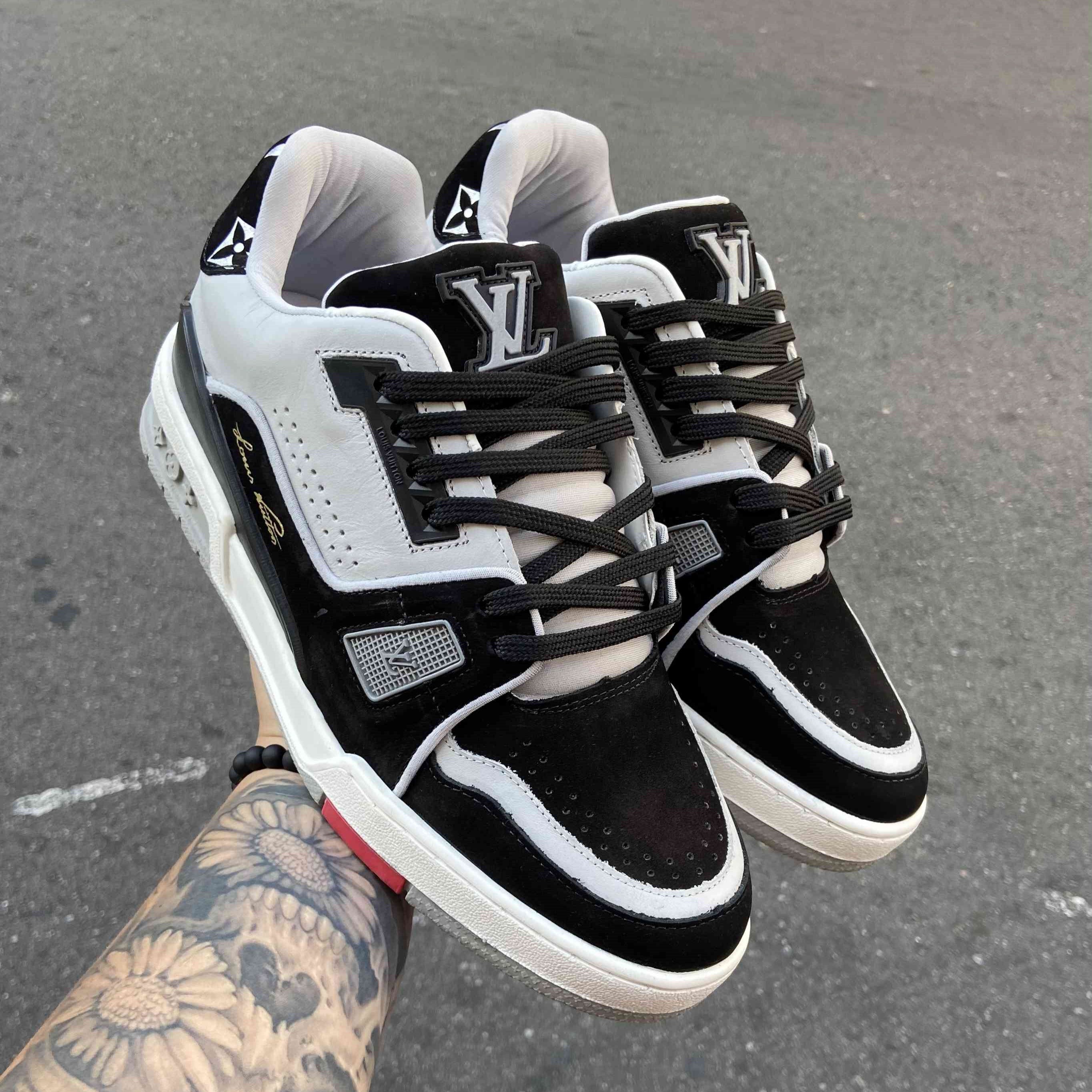 LV Trainer Sneaker Low Black Grey