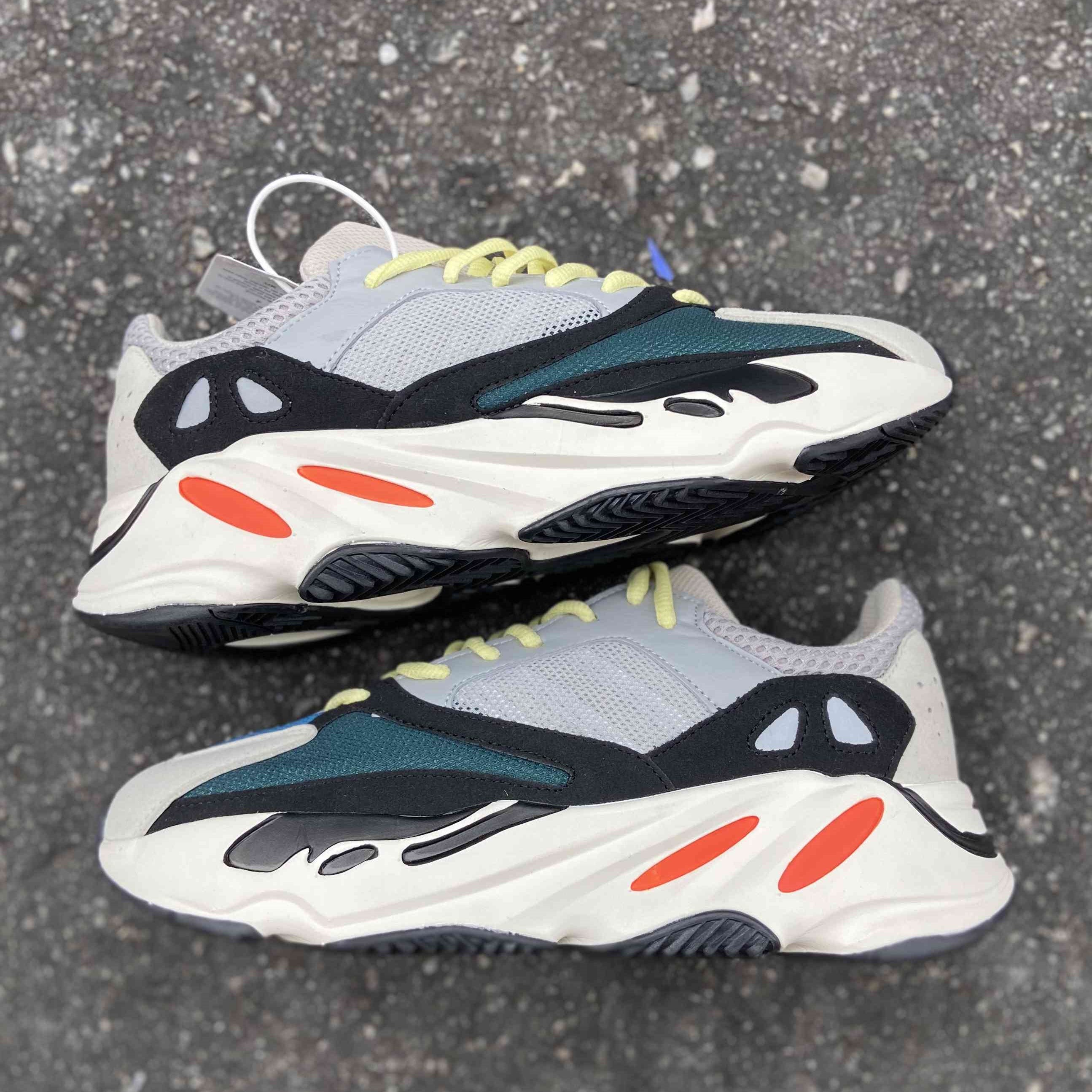 Yeezy Boost 700 Wave Runner