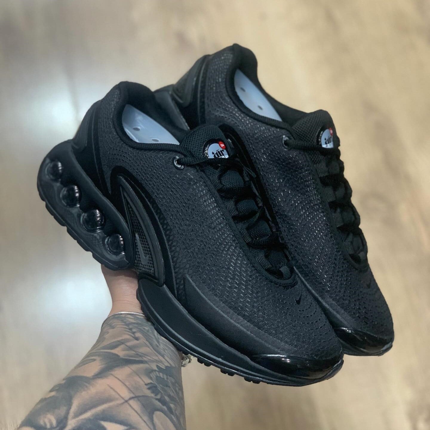 Air Max DN Black Dark Grey