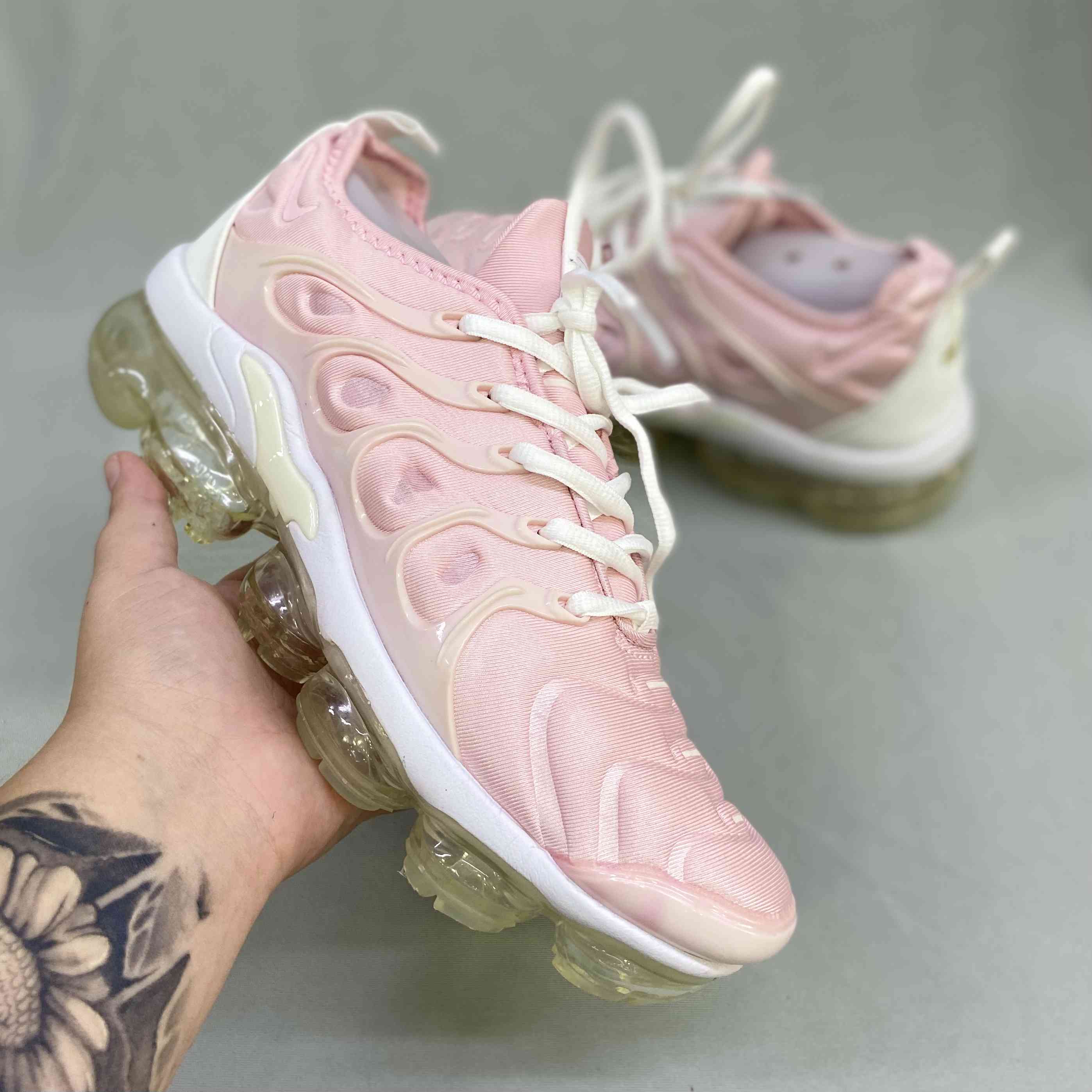 VaporMax Plus Pink Oxford