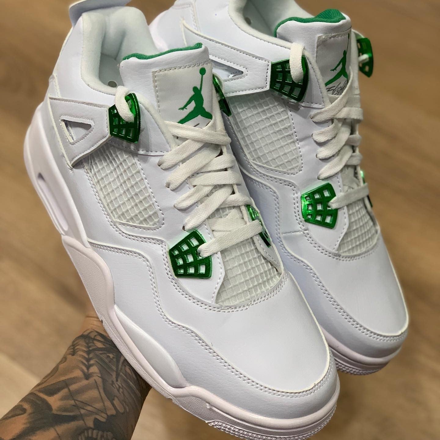 Air Jordan 4 Retro Green Metallic