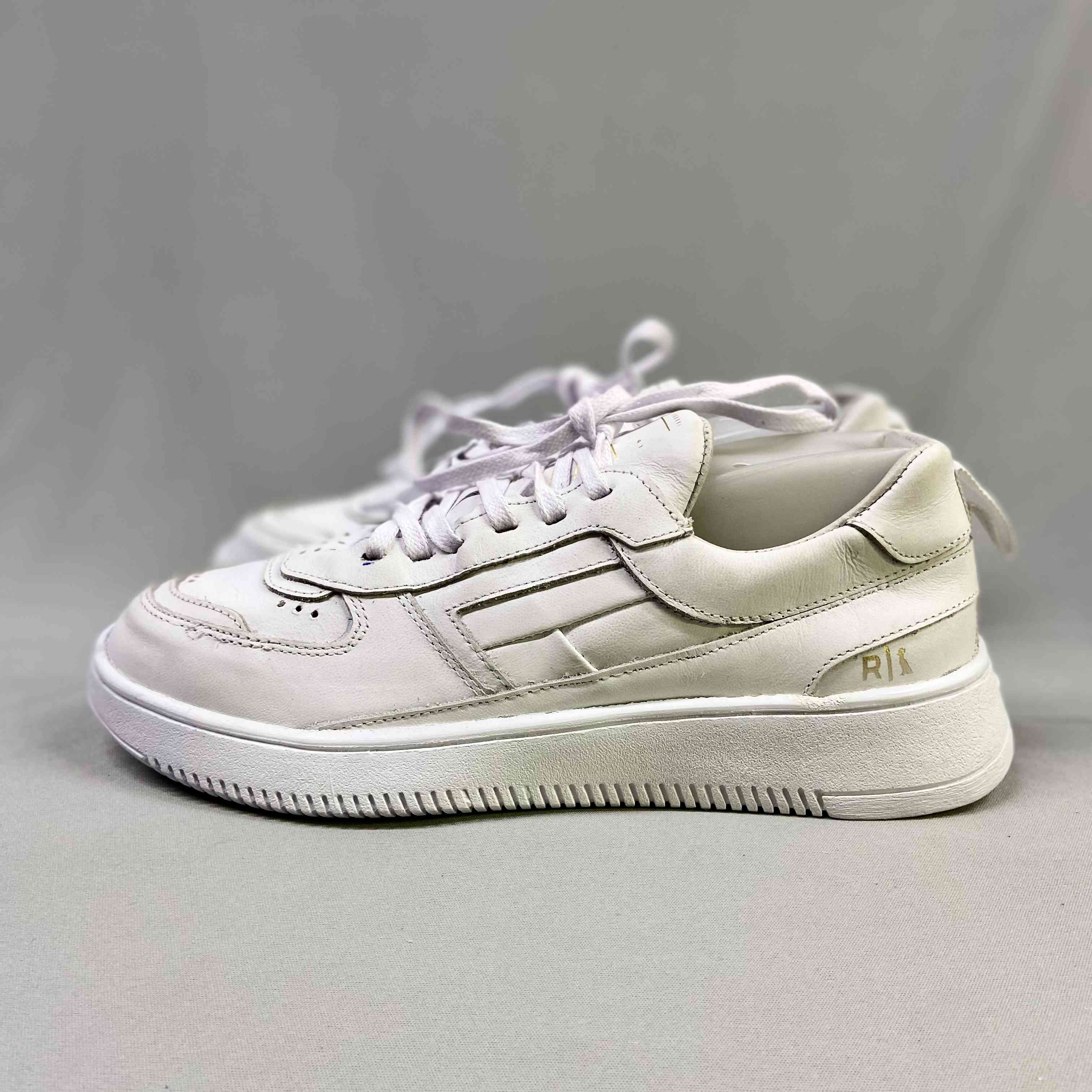 Hero Rsv #223 Triple White