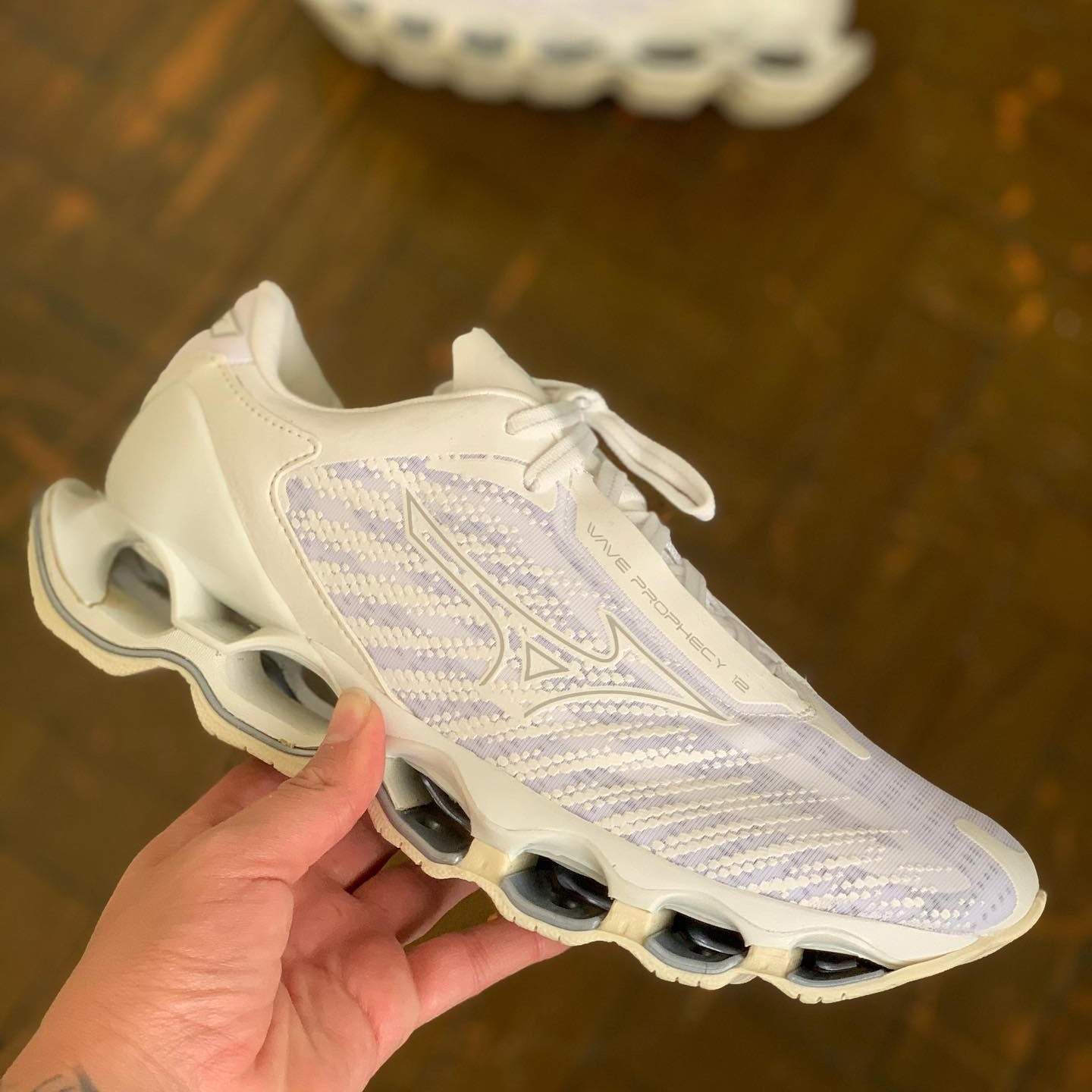 Wave Prophecy 12 White