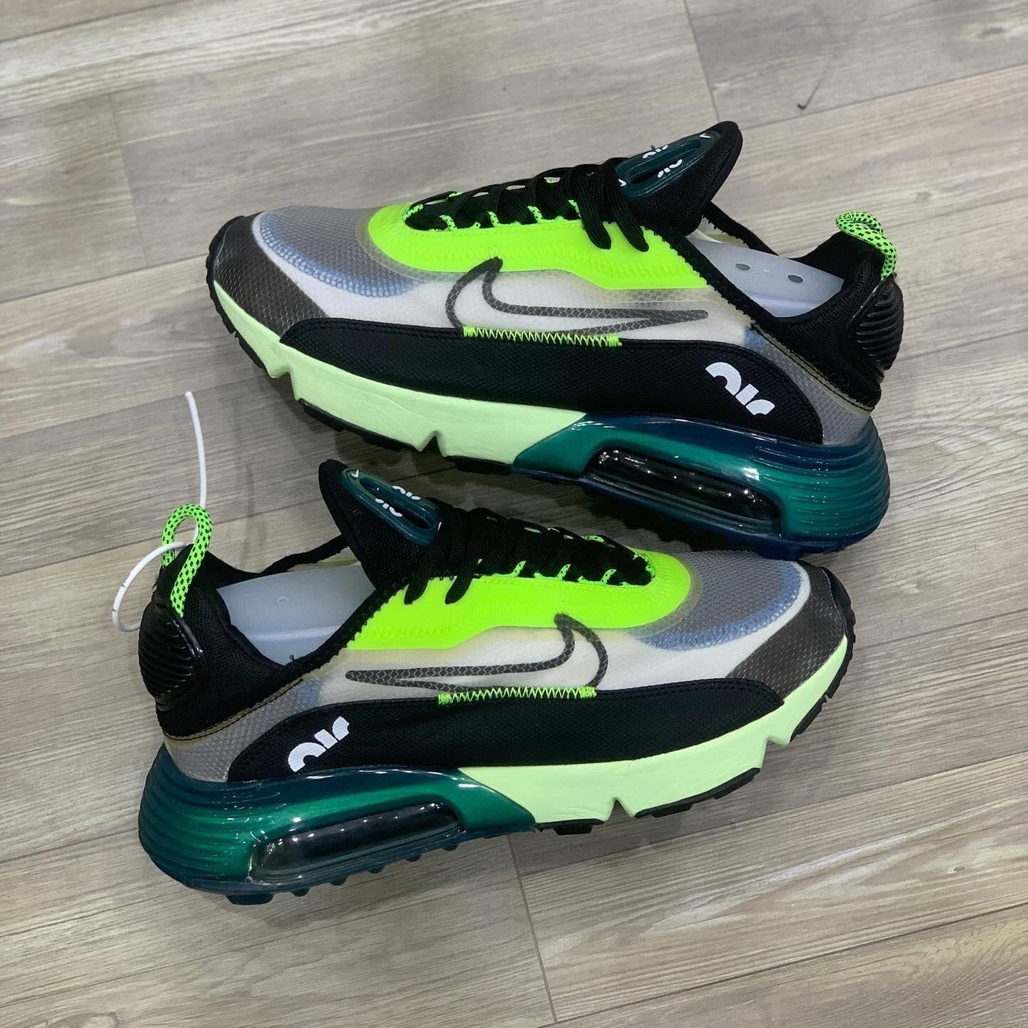 Air Max 2090 Volt Blue