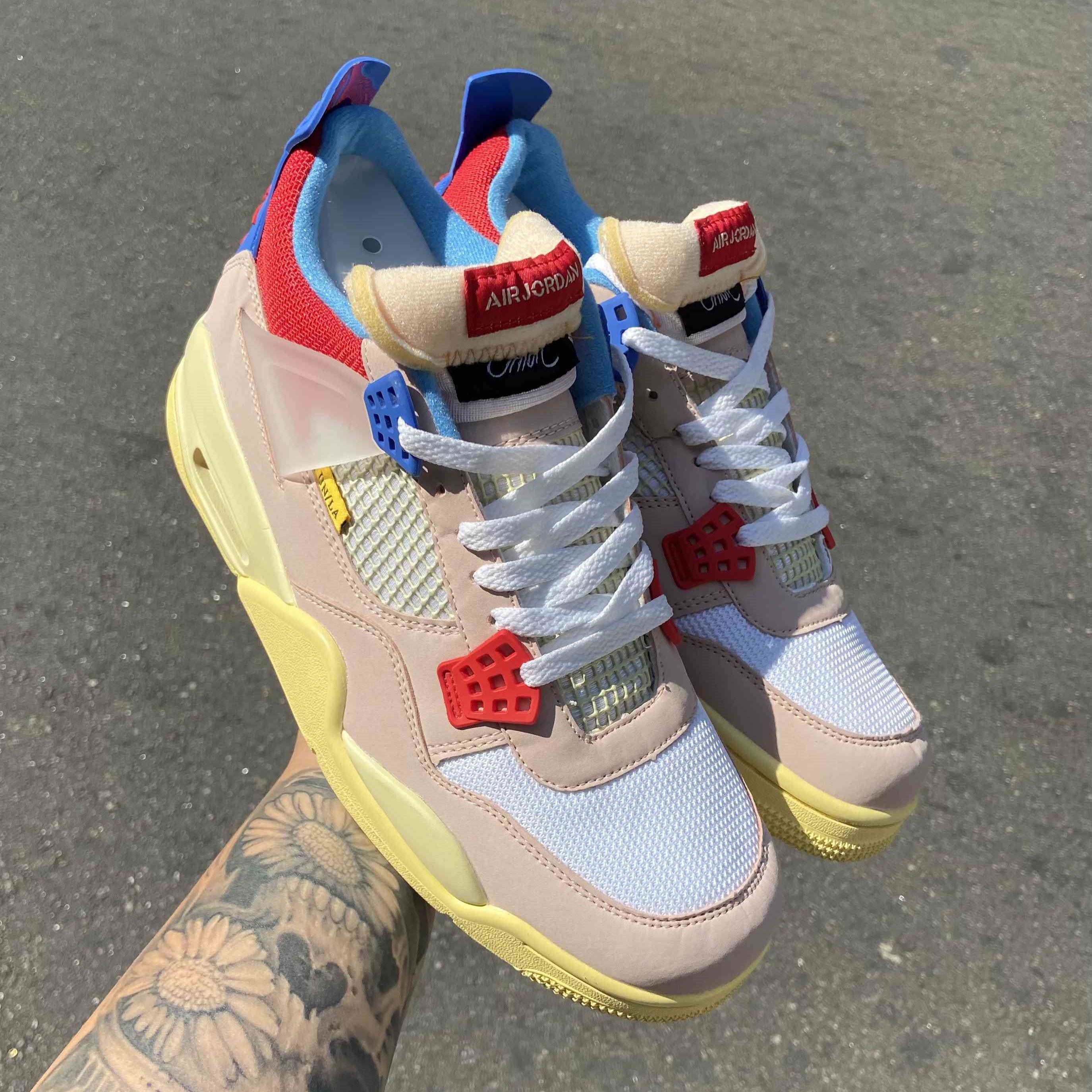 Air Jordan 4 Retro Guava Ice