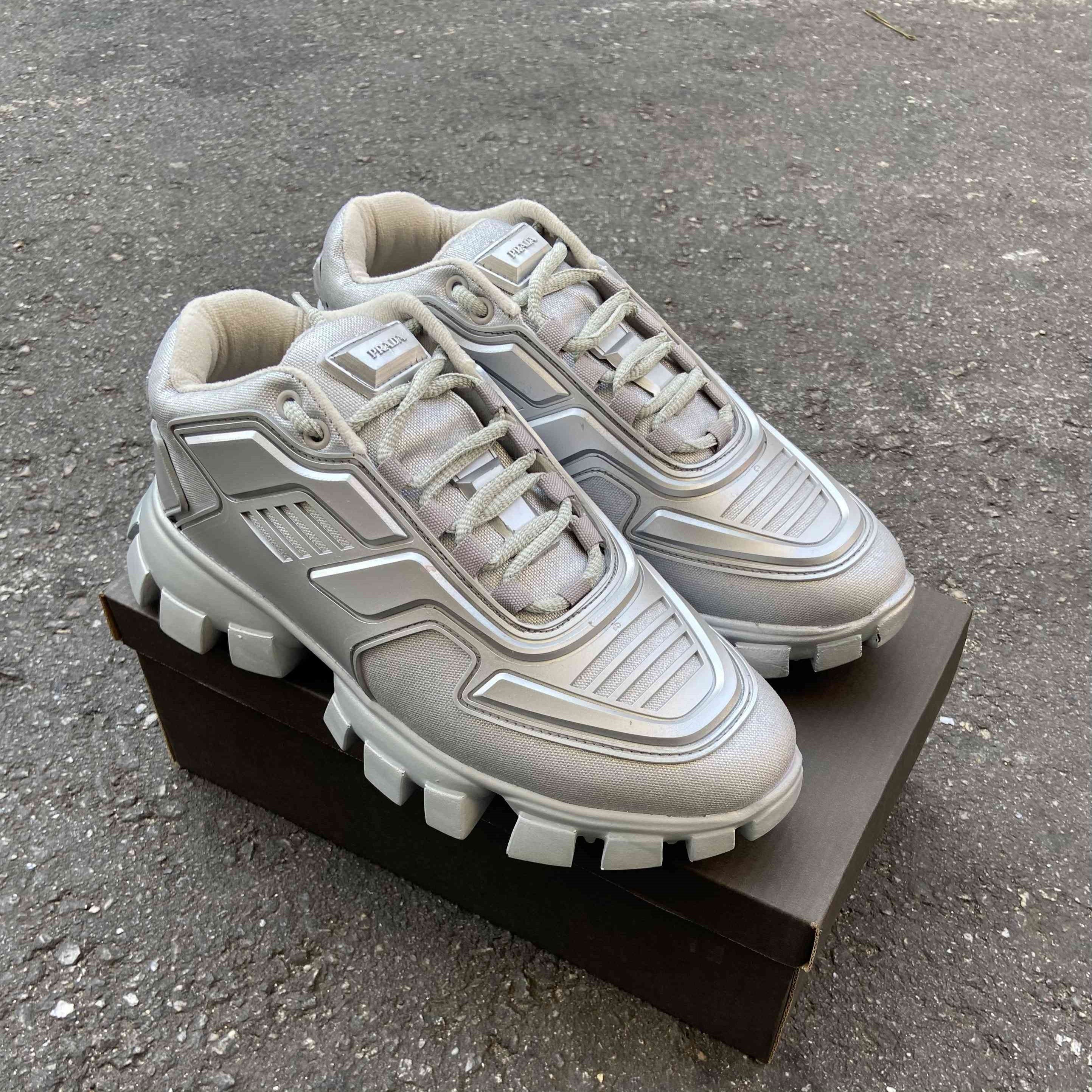 Cloudbust Thunder Technical Fabric Silver