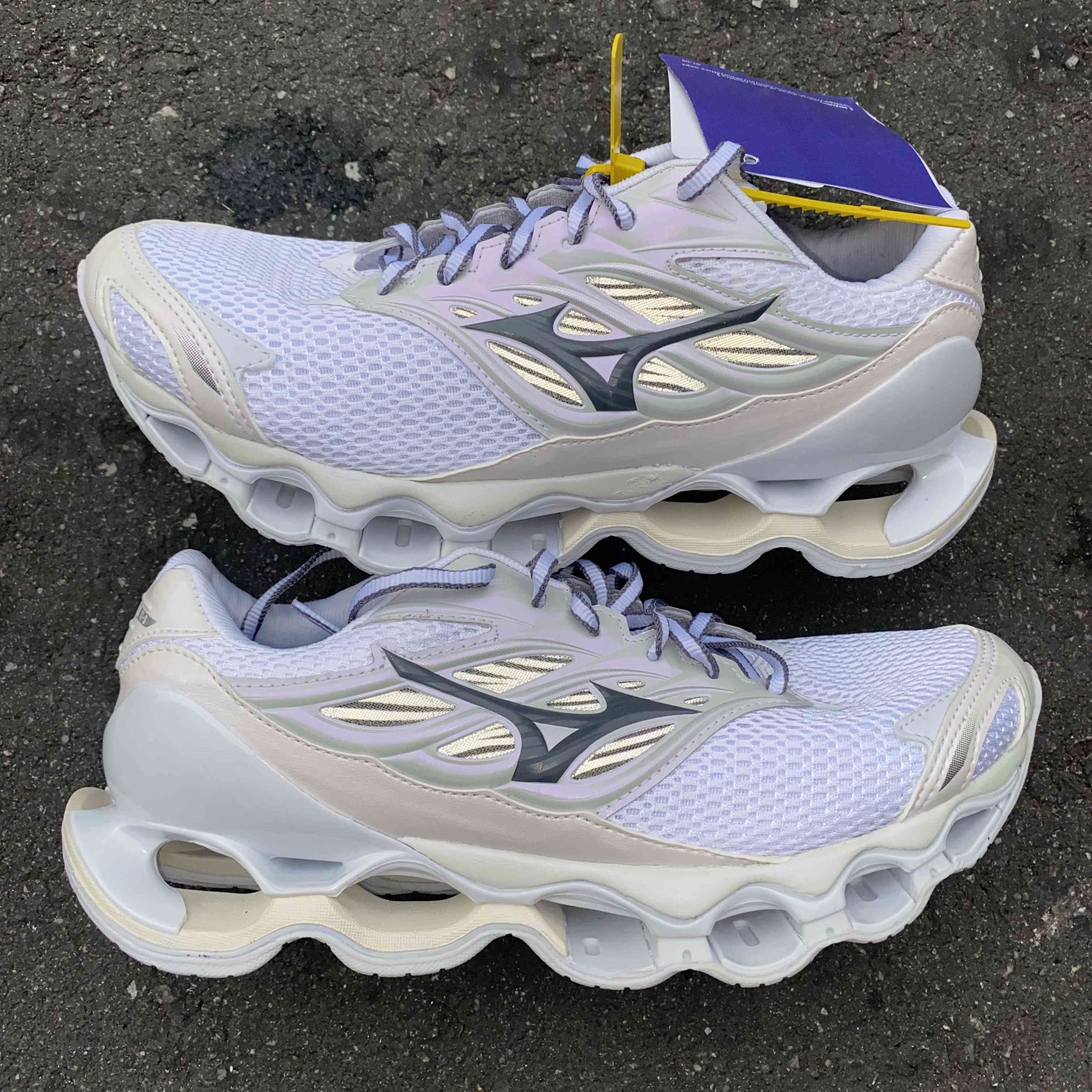 Wave Prophecy 11S White