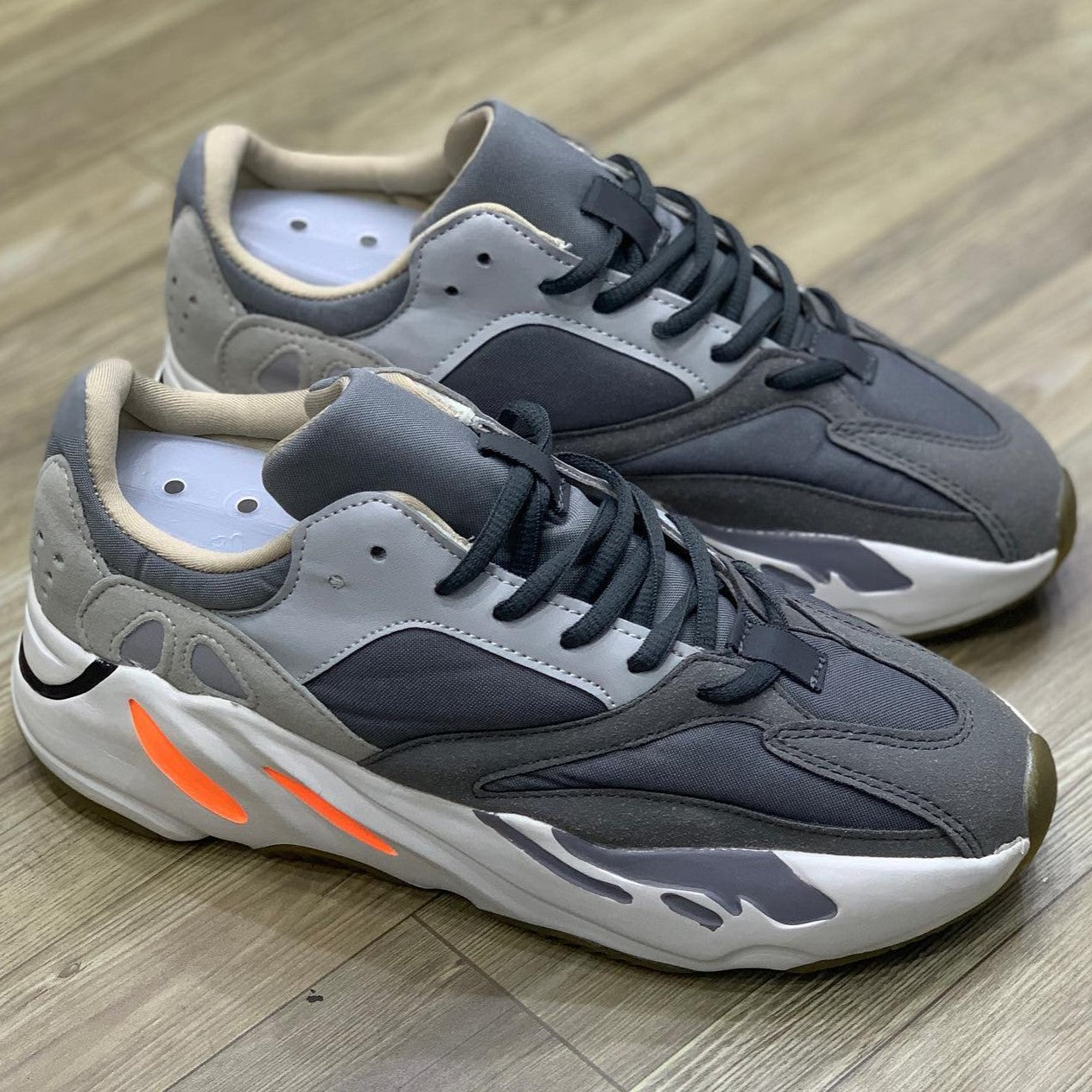Yeezy Boost 700 Magnet