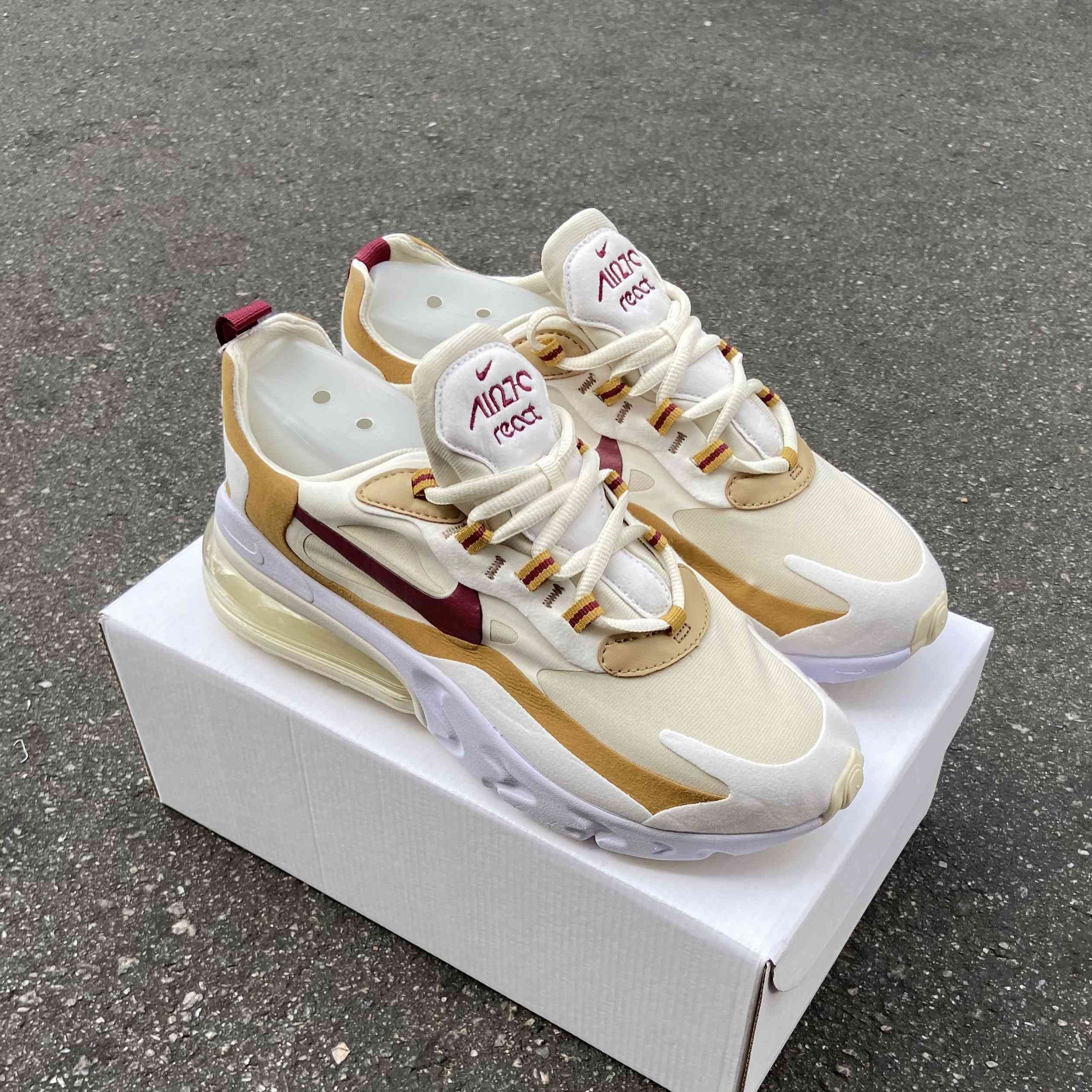 Air Max 270 React Equestrian