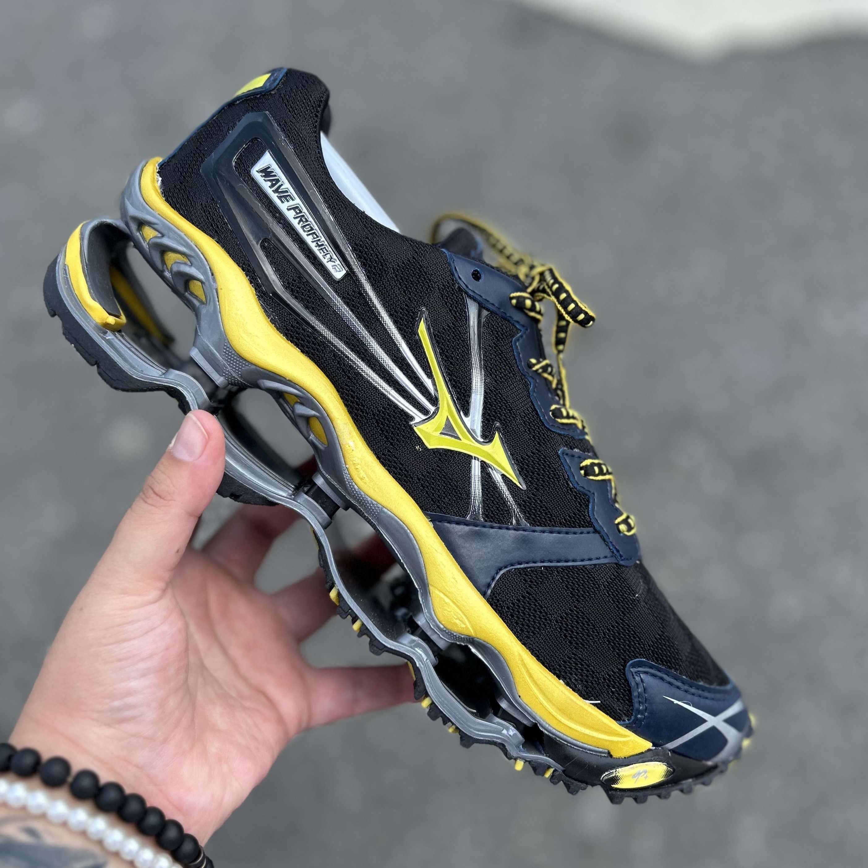 Wave Prophecy 2 Black Yellow