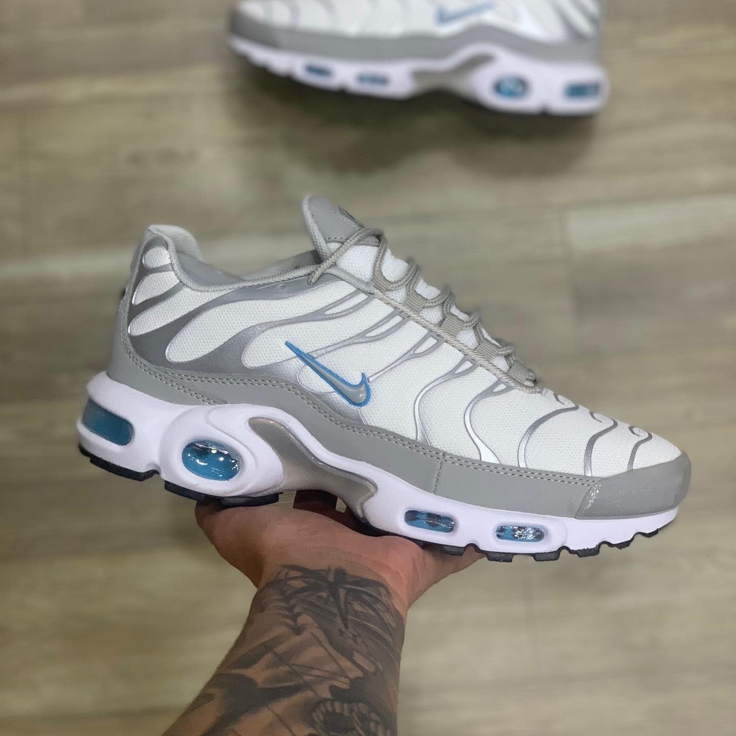 Air Max Plus White Laser Blue