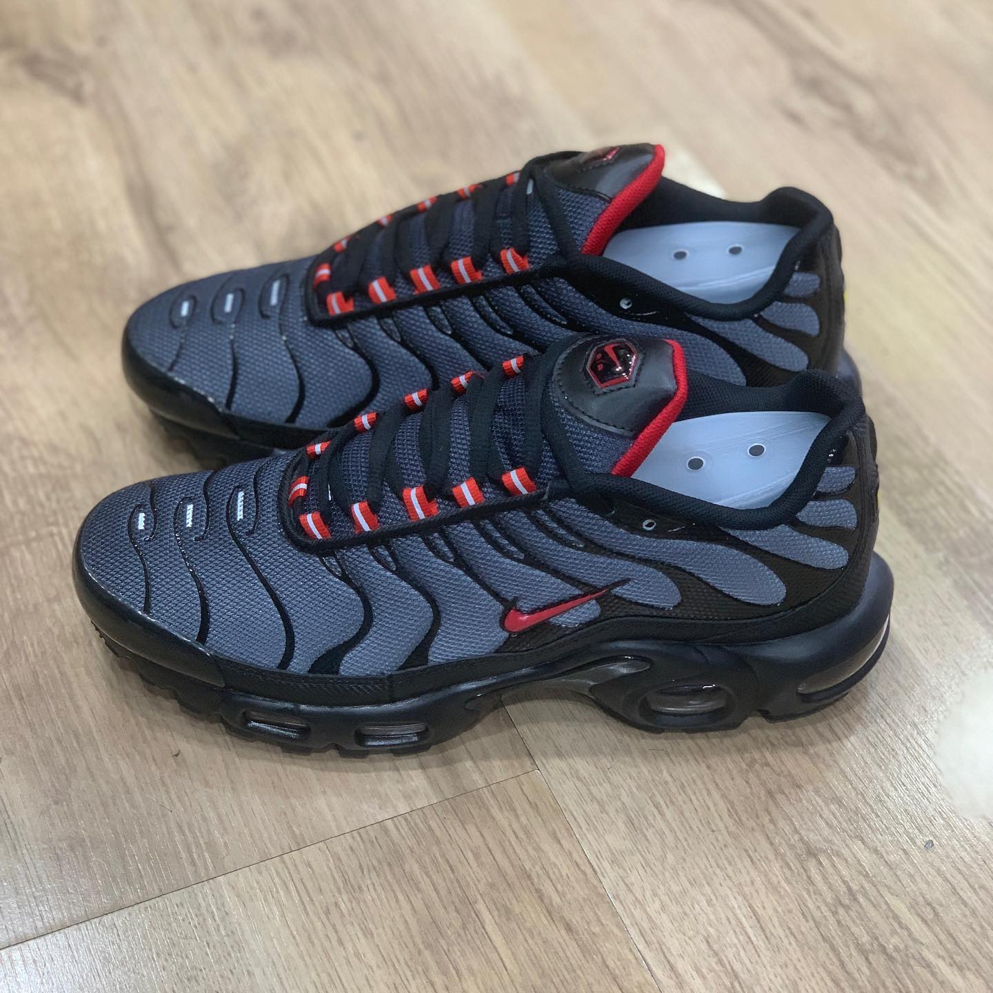Air Max Plus TN Dracula