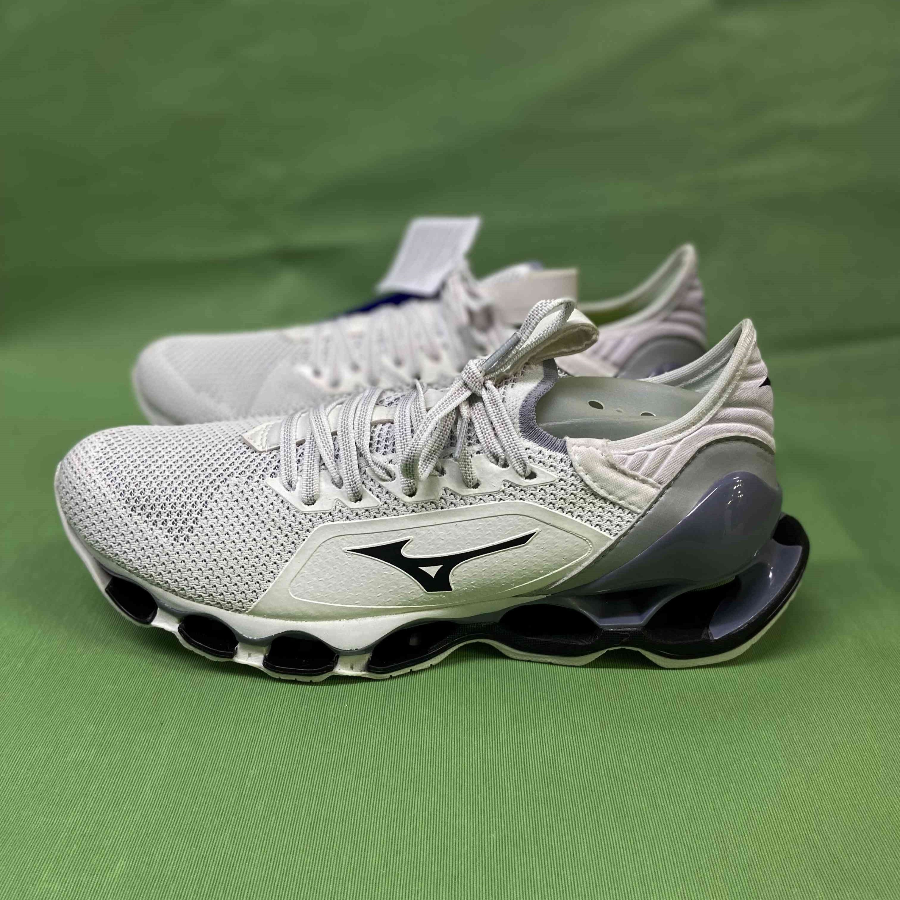 Wave Prophecy X White